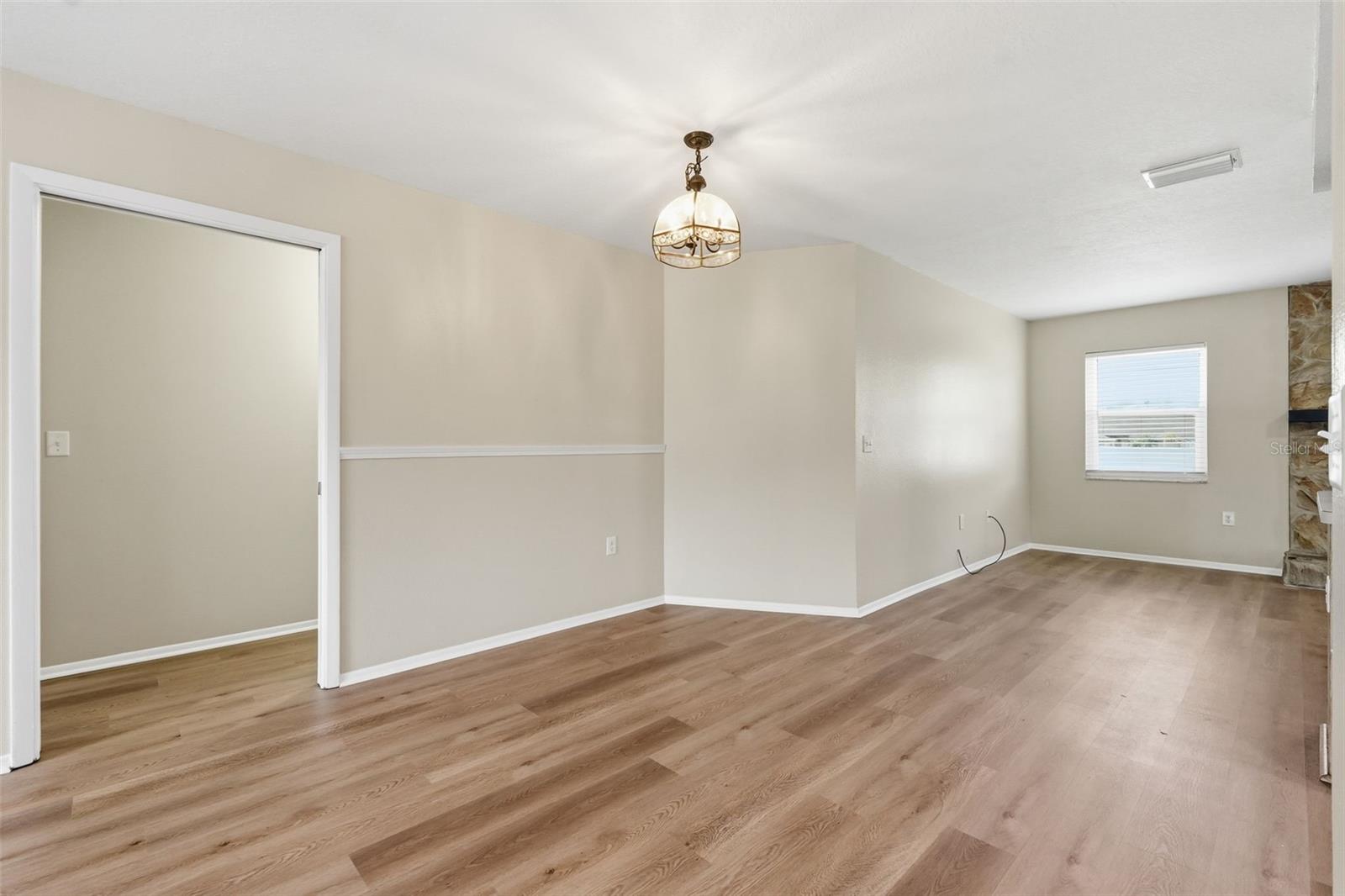 10340 ALBERTA CT — photo 7
