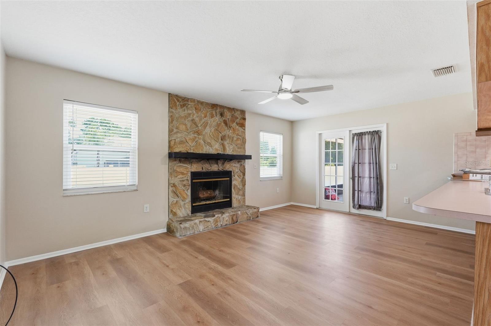 10340 ALBERTA CT — photo 15