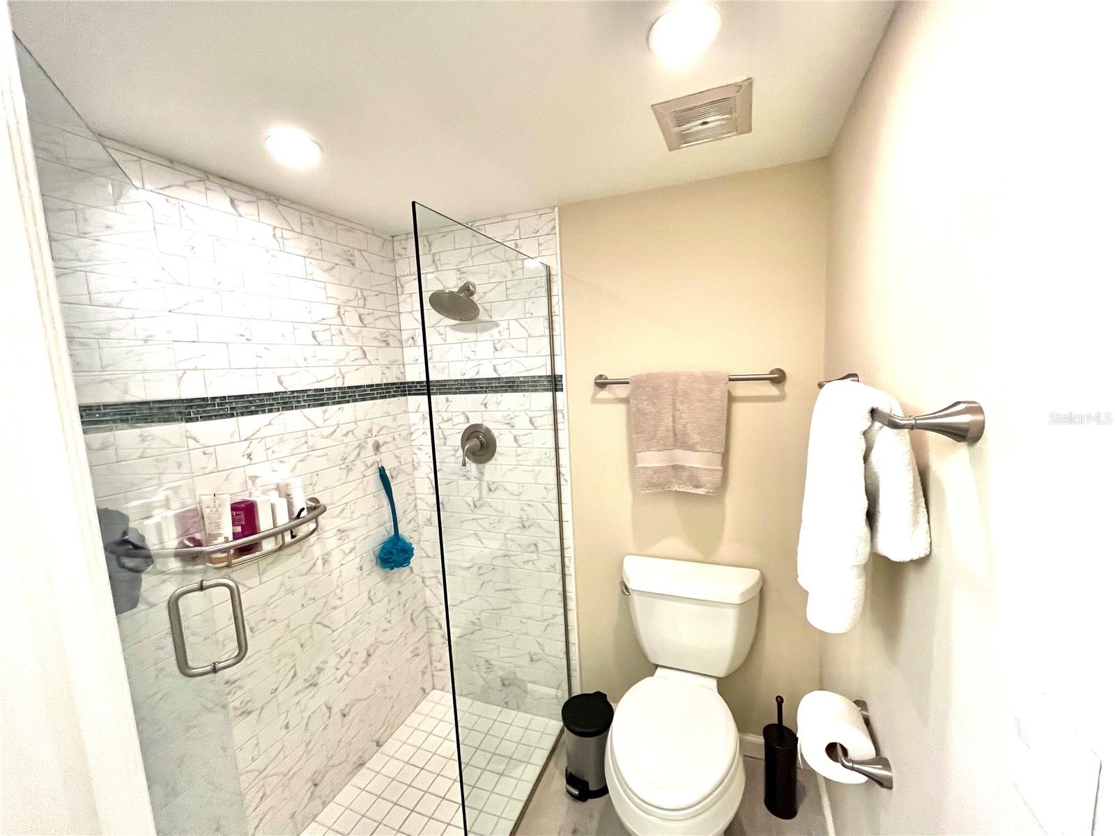 335 SPRINGDALE DR #0 — photo 36