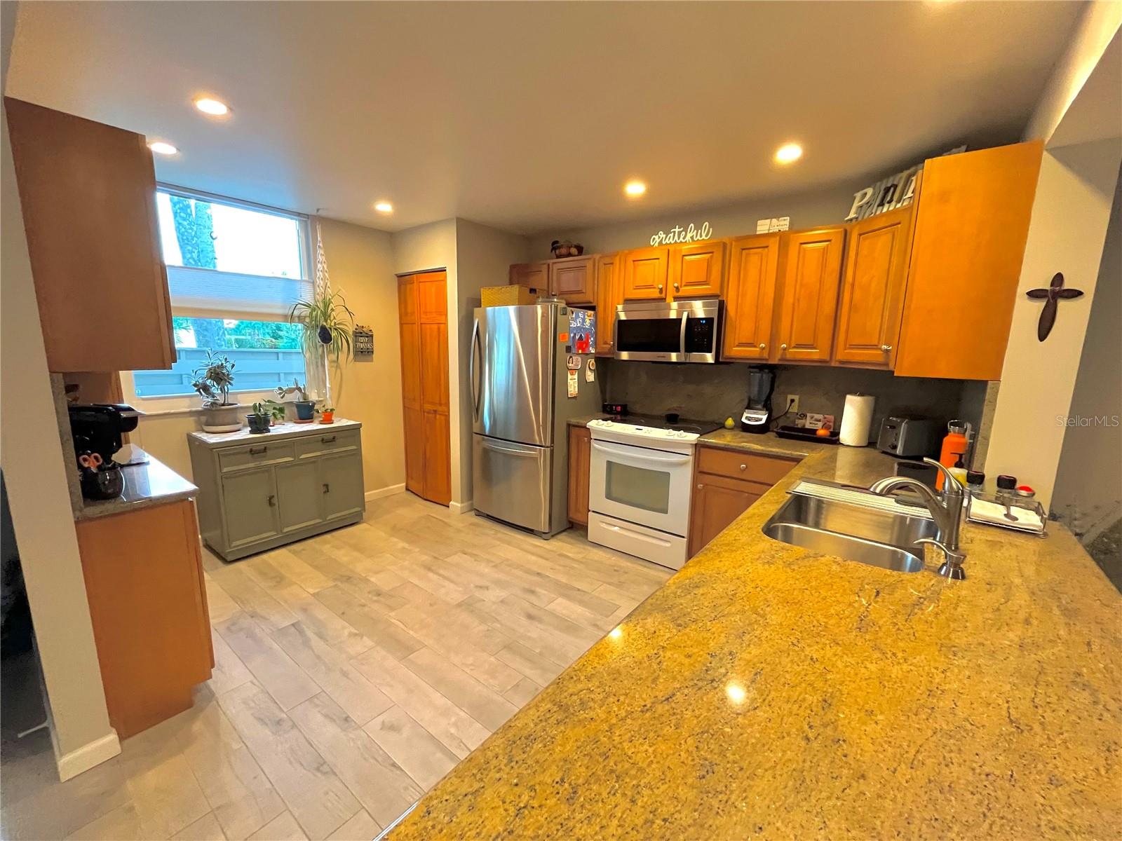 335 SPRINGDALE DR #0 — photo 12