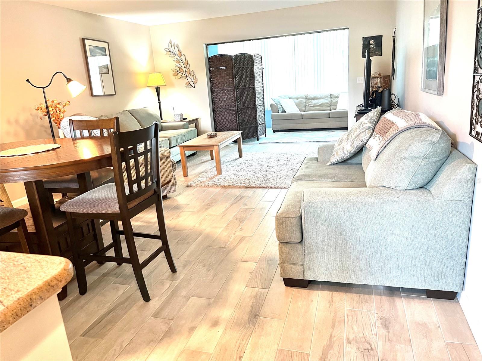 335 SPRINGDALE DR #0 — photo 13