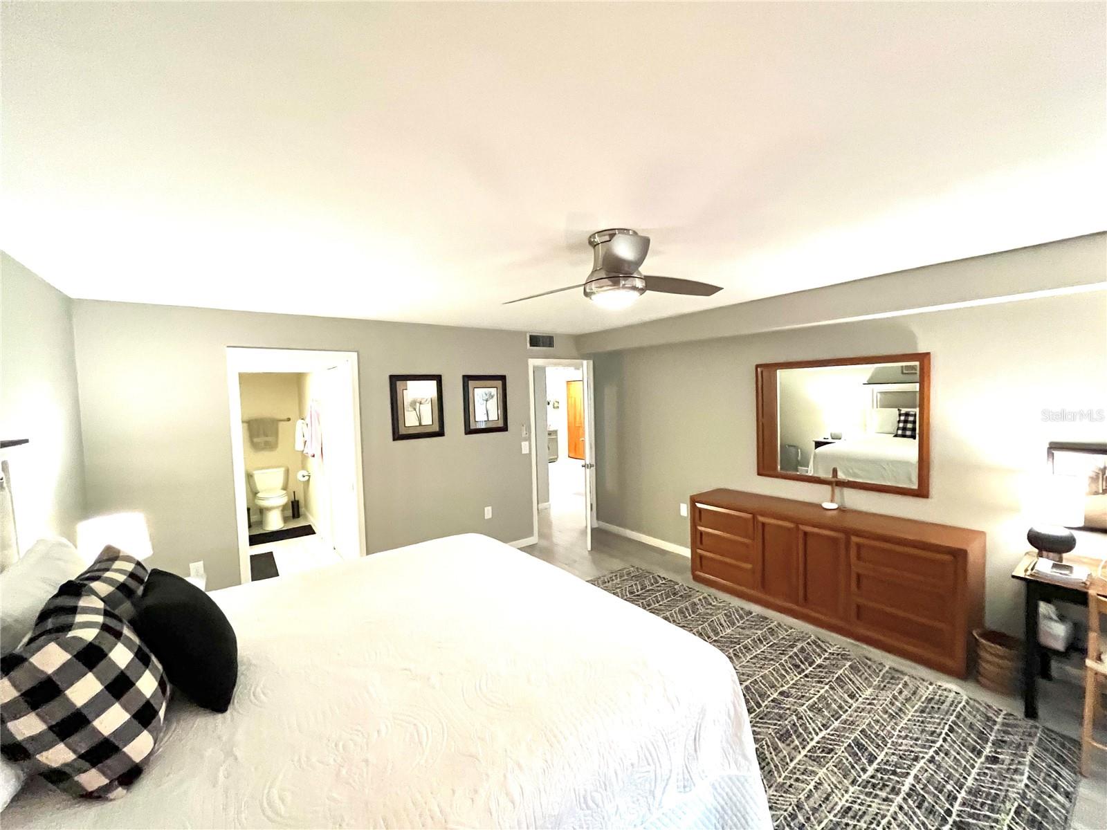 335 SPRINGDALE DR #0 — photo 32