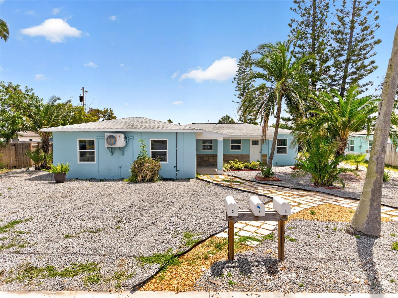 14013 MARGUERITE DR — photo 2