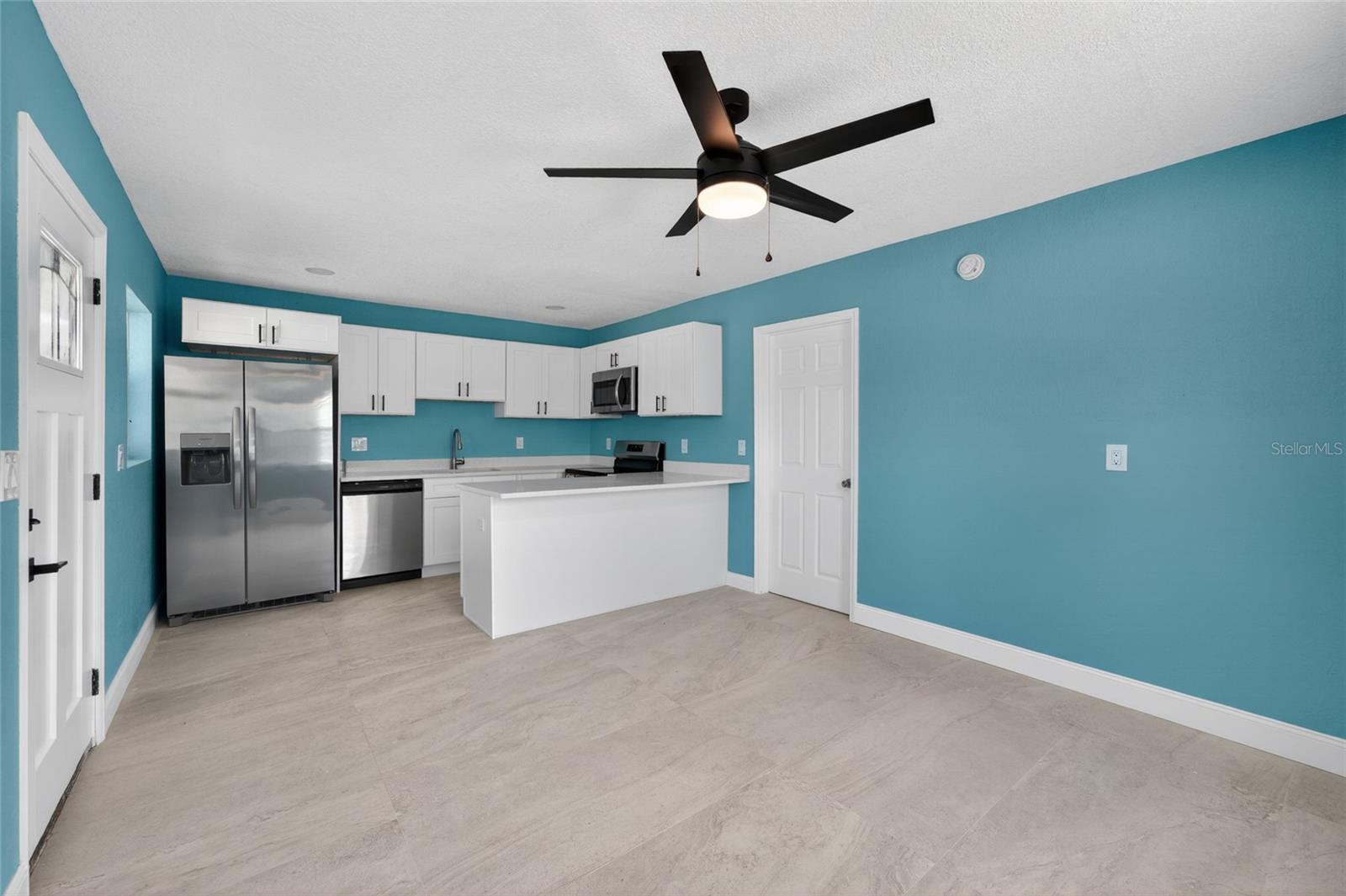 14013 MARGUERITE DR — photo 42