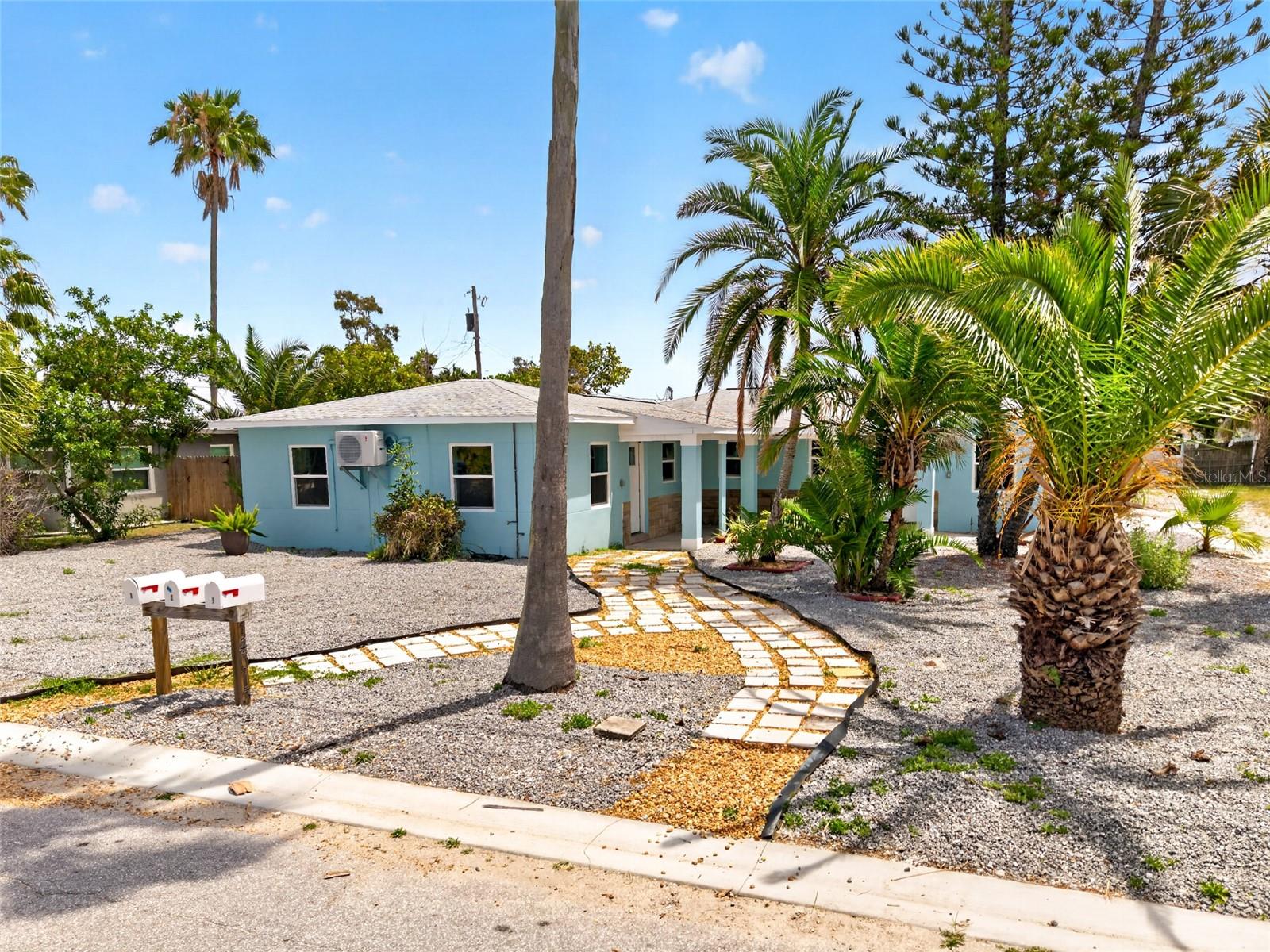 14013 MARGUERITE DR — photo 3