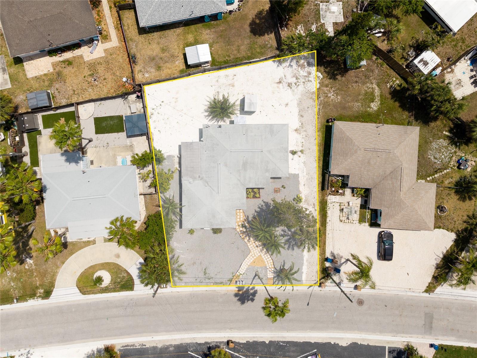 14013 MARGUERITE DR — photo 68