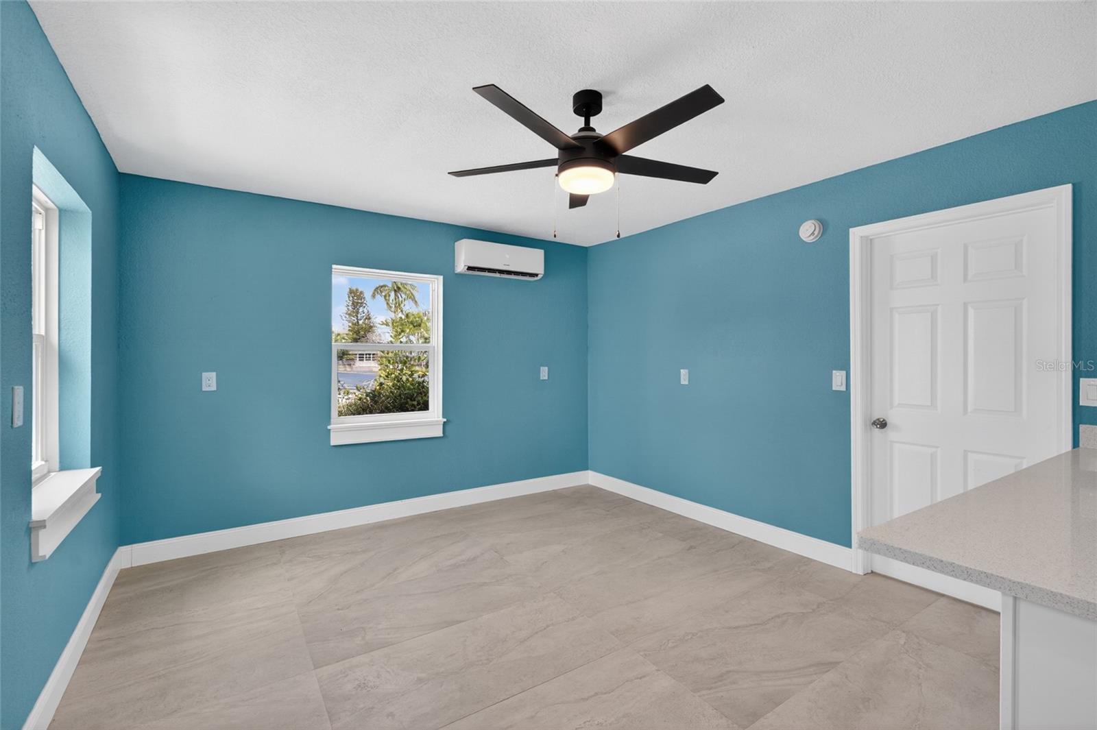 14013 MARGUERITE DR — photo 9