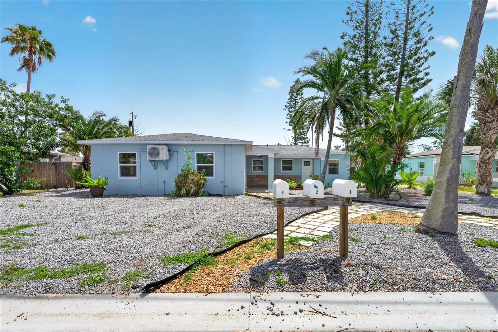 14013 MARGUERITE DR — photo 53