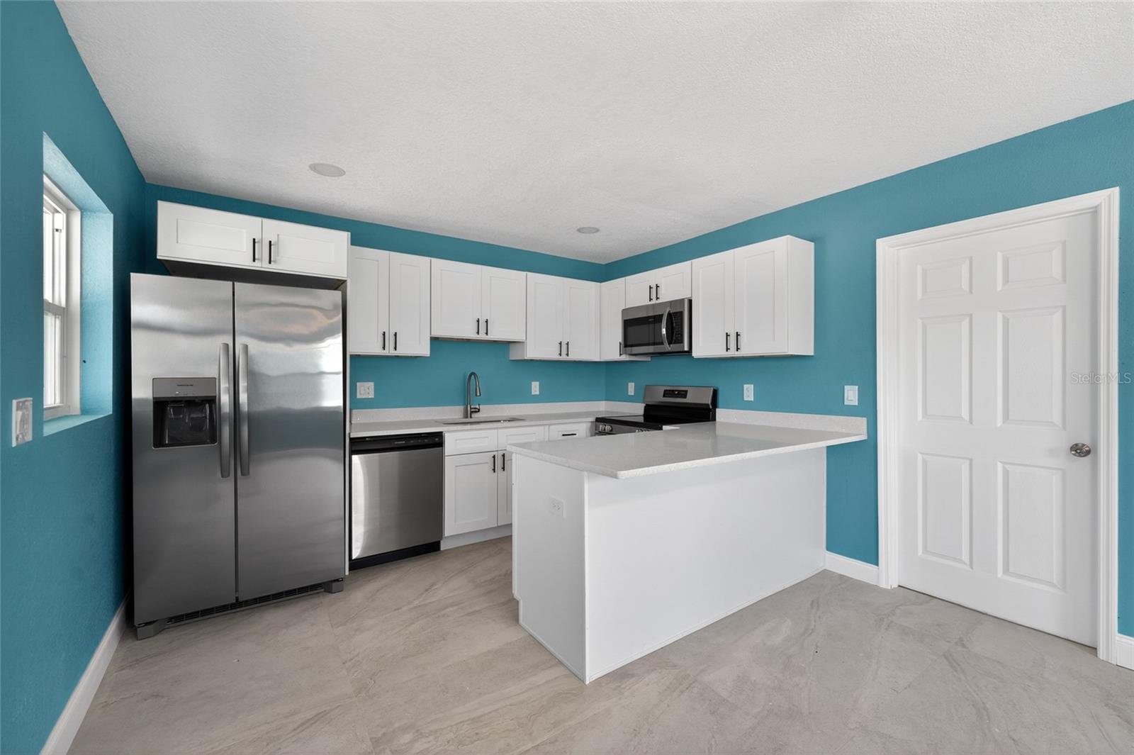 14013 MARGUERITE DR — photo 46