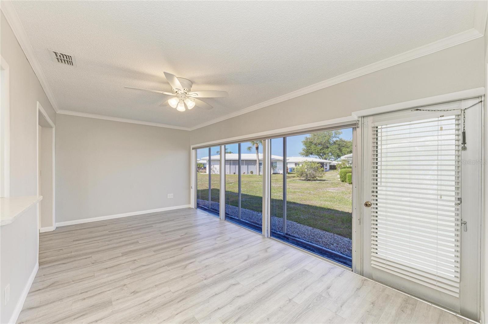 140 CIRCLEWOOD DR #C1-4 — photo 13