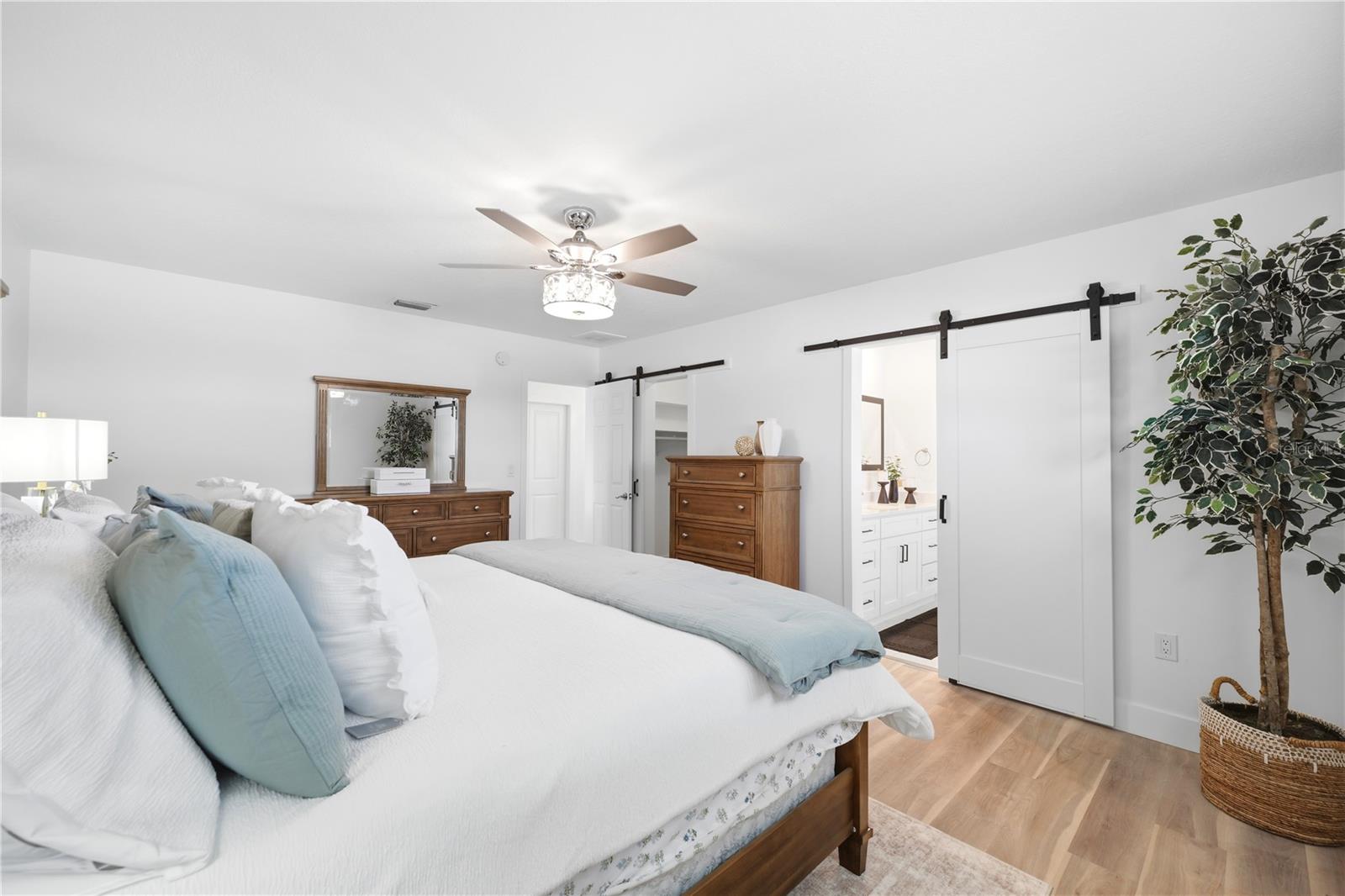 5016 DORY DR — photo 37