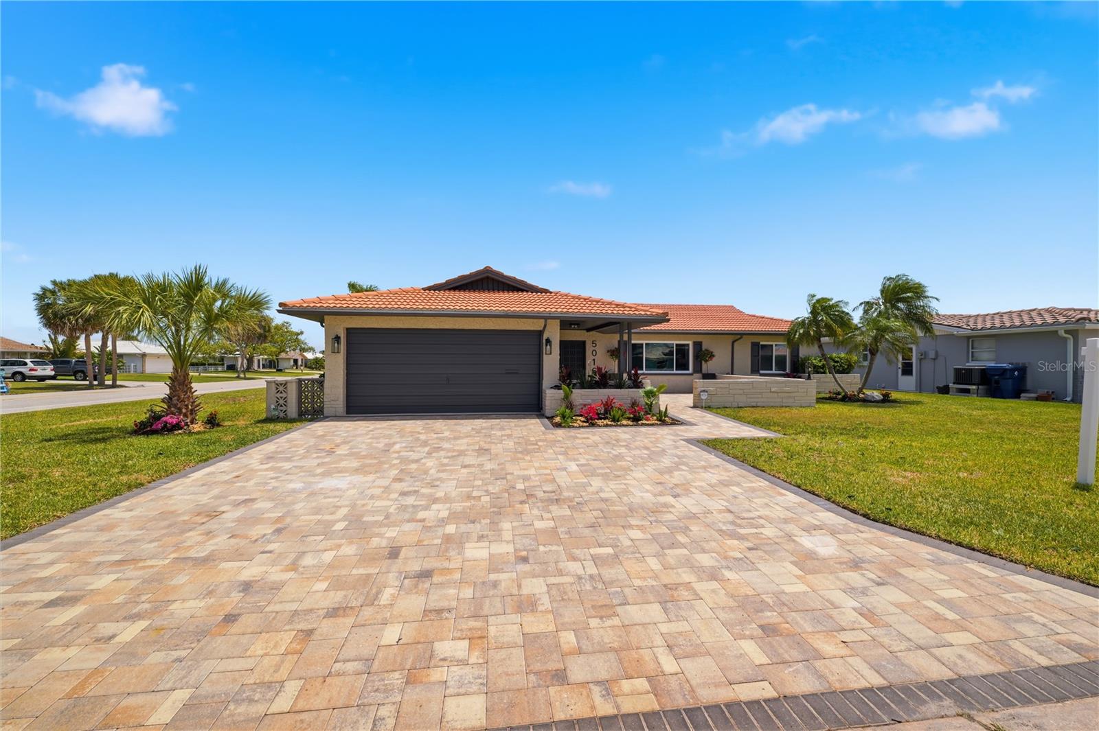 5016 DORY DR — photo 3