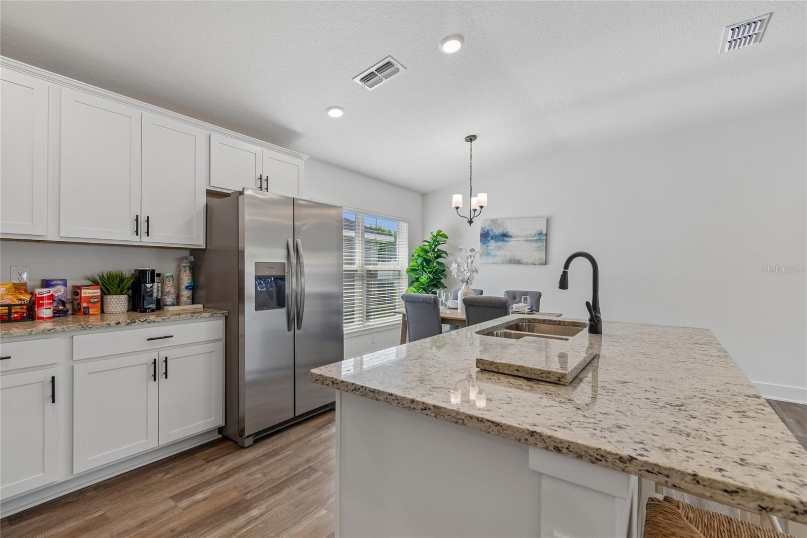 9409 HIGHLAND HILLS DR ST — photo 4
