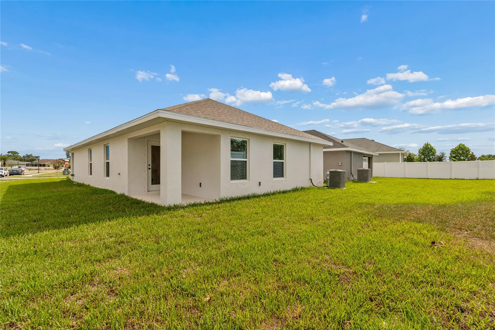 9409 HIGHLAND HILLS DR ST — photo 16