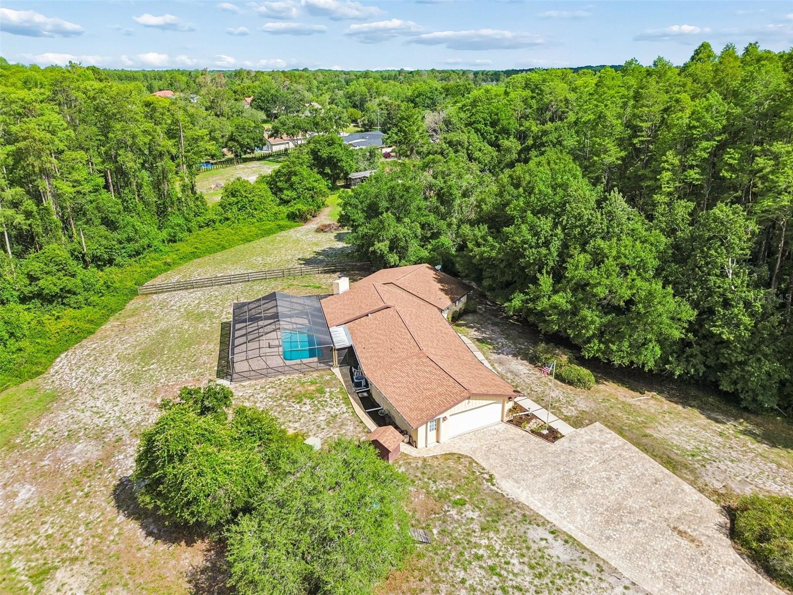 7635 TANGLEWOOD DR — photo 26