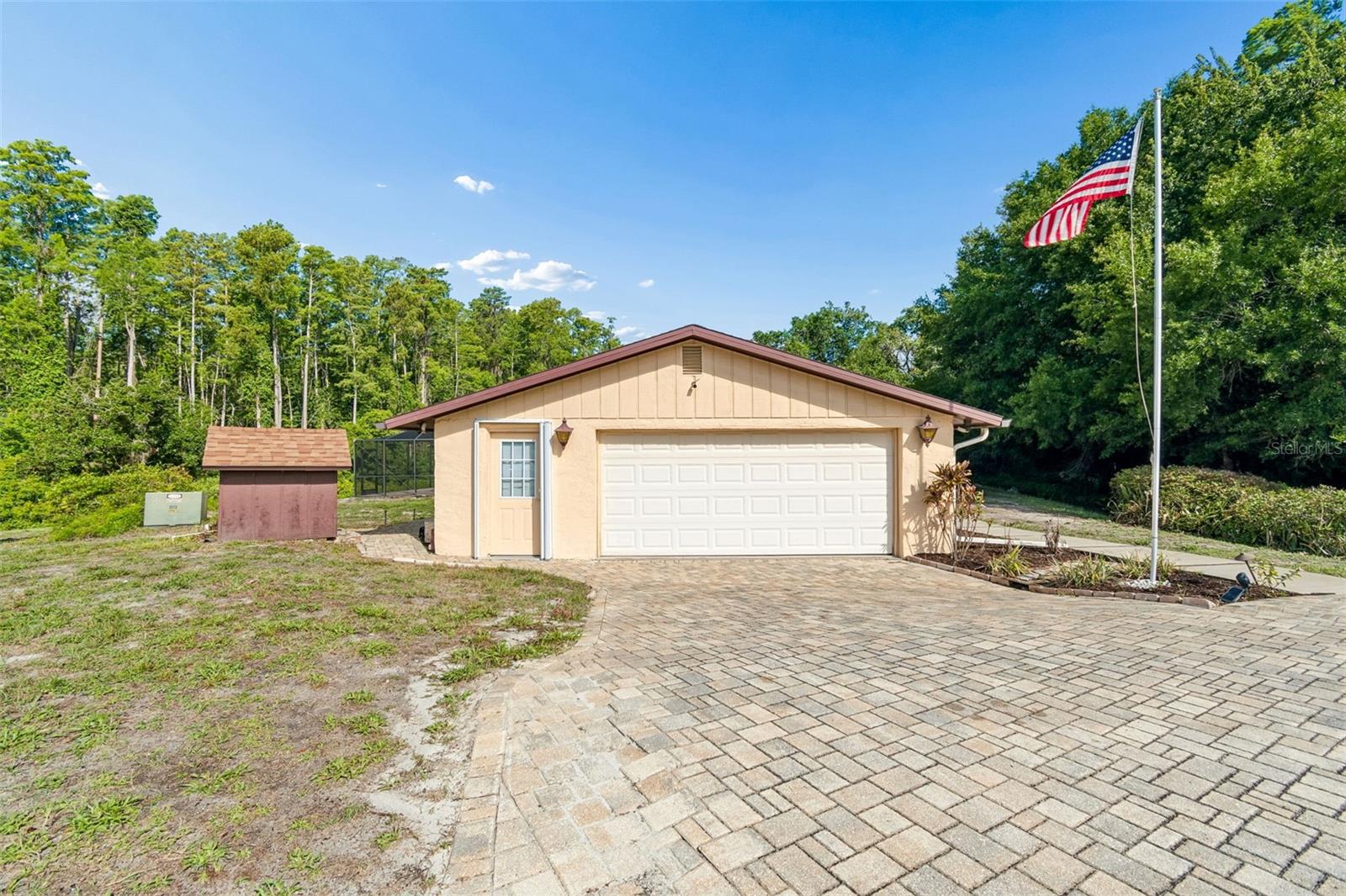 7635 TANGLEWOOD DR — photo 22