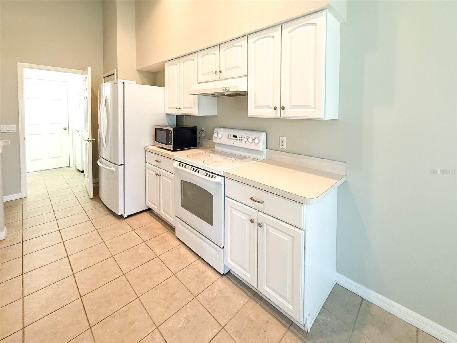 18037 BAYWOOD FOREST DR — photo 10