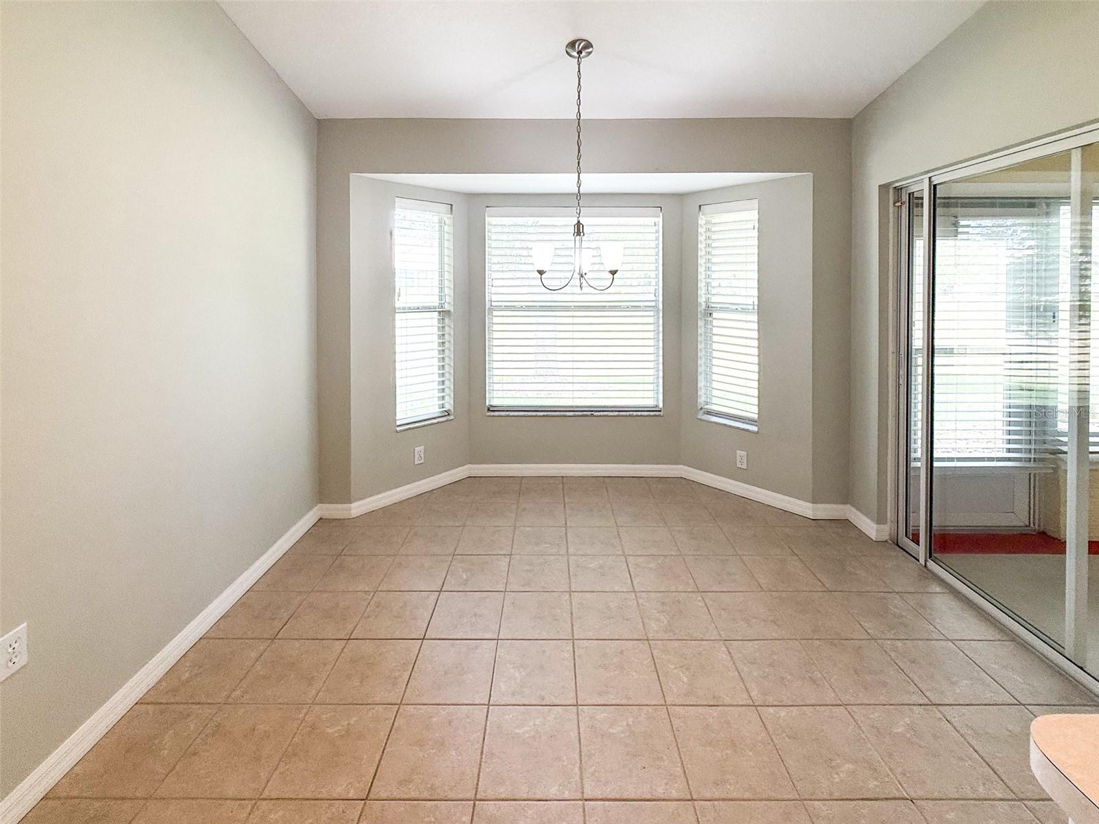 18037 BAYWOOD FOREST DR — photo 12