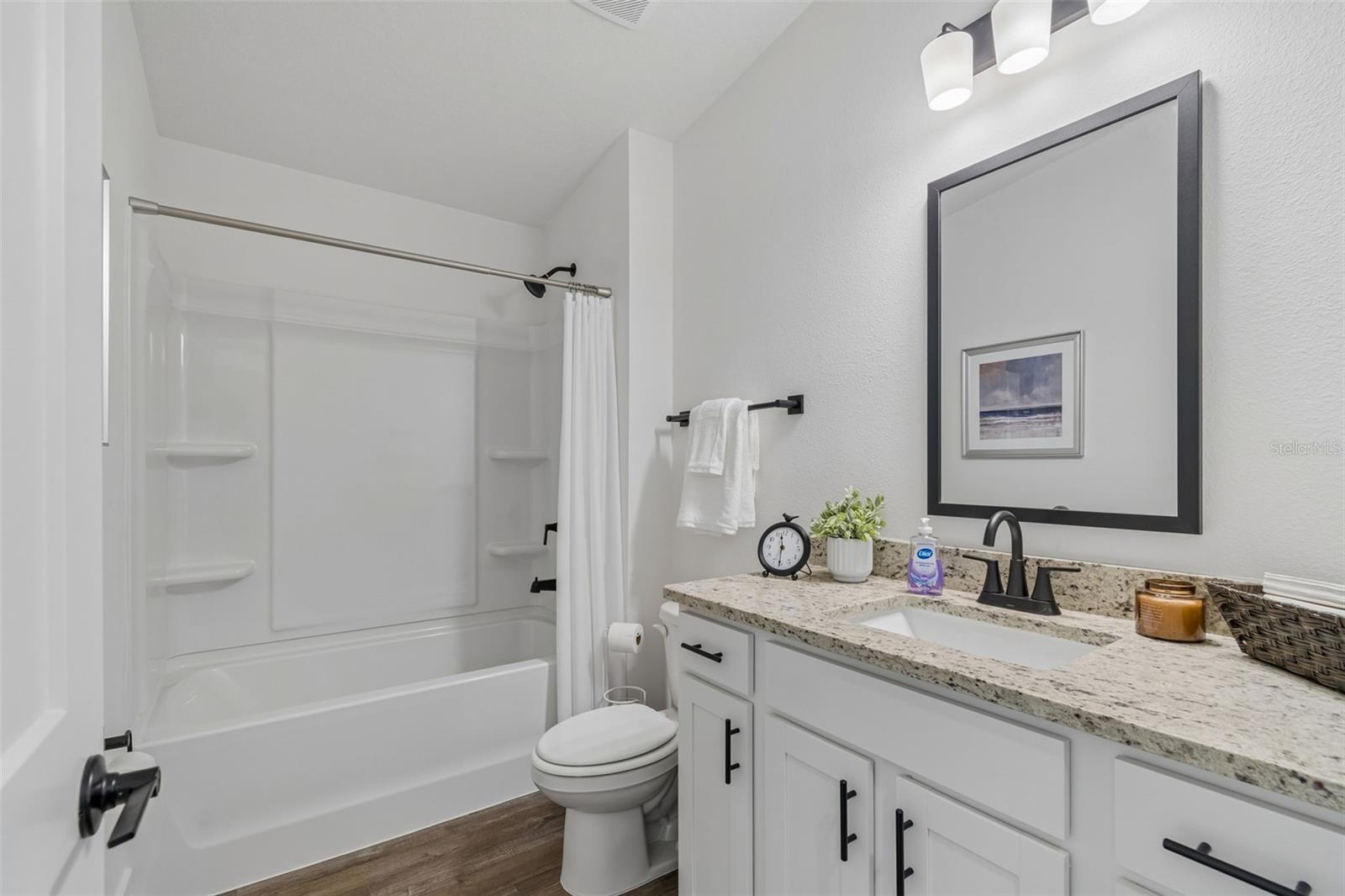 9423 HIGHLAND HILLS DR ST — photo 18