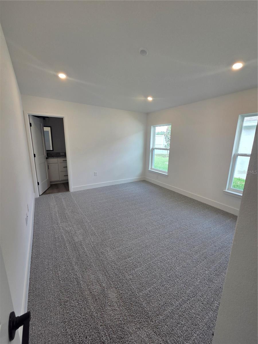 9443 HIGHLAND HILLS DR ST — photo 12