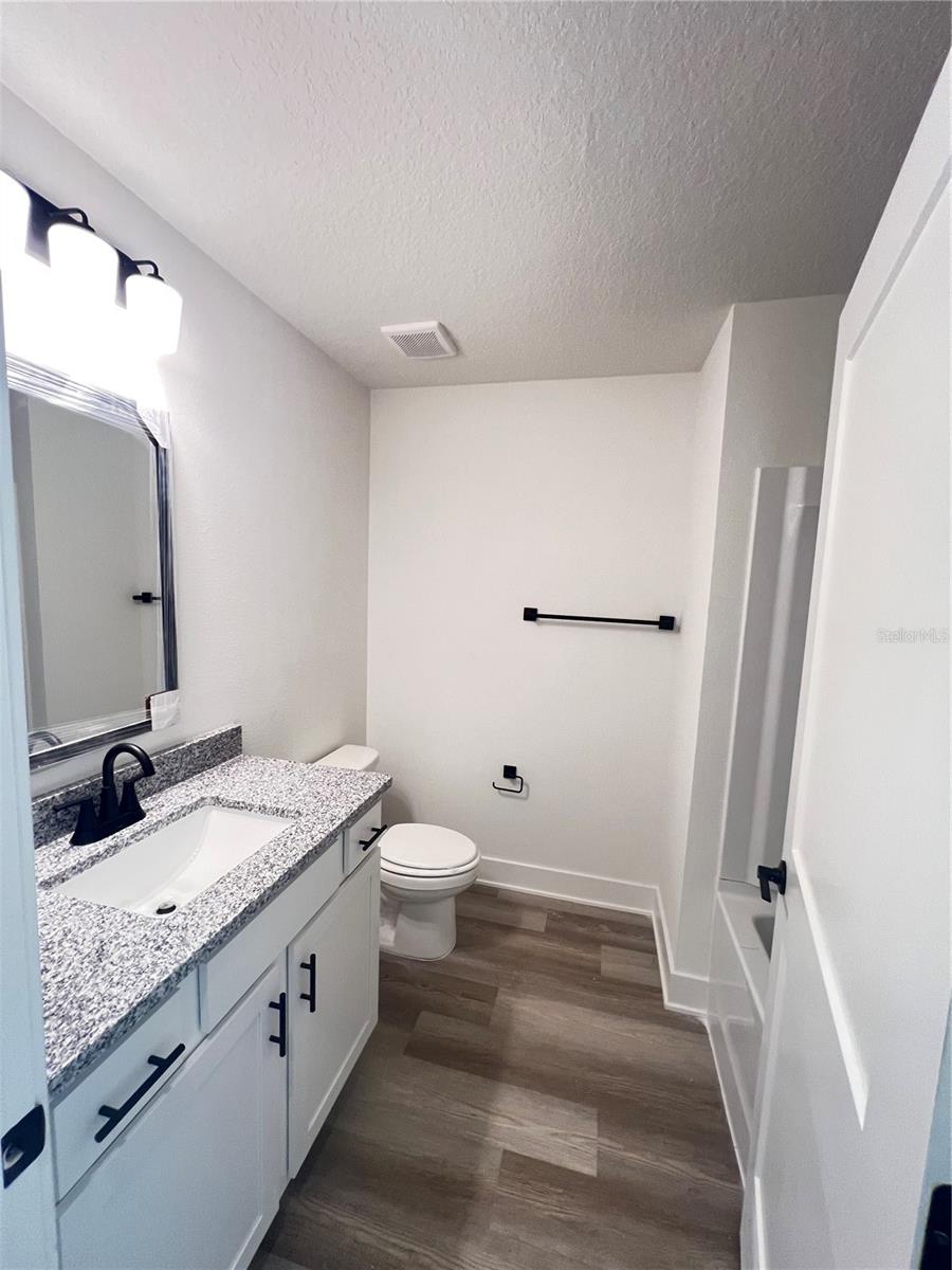9443 HIGHLAND HILLS DR ST — photo 17