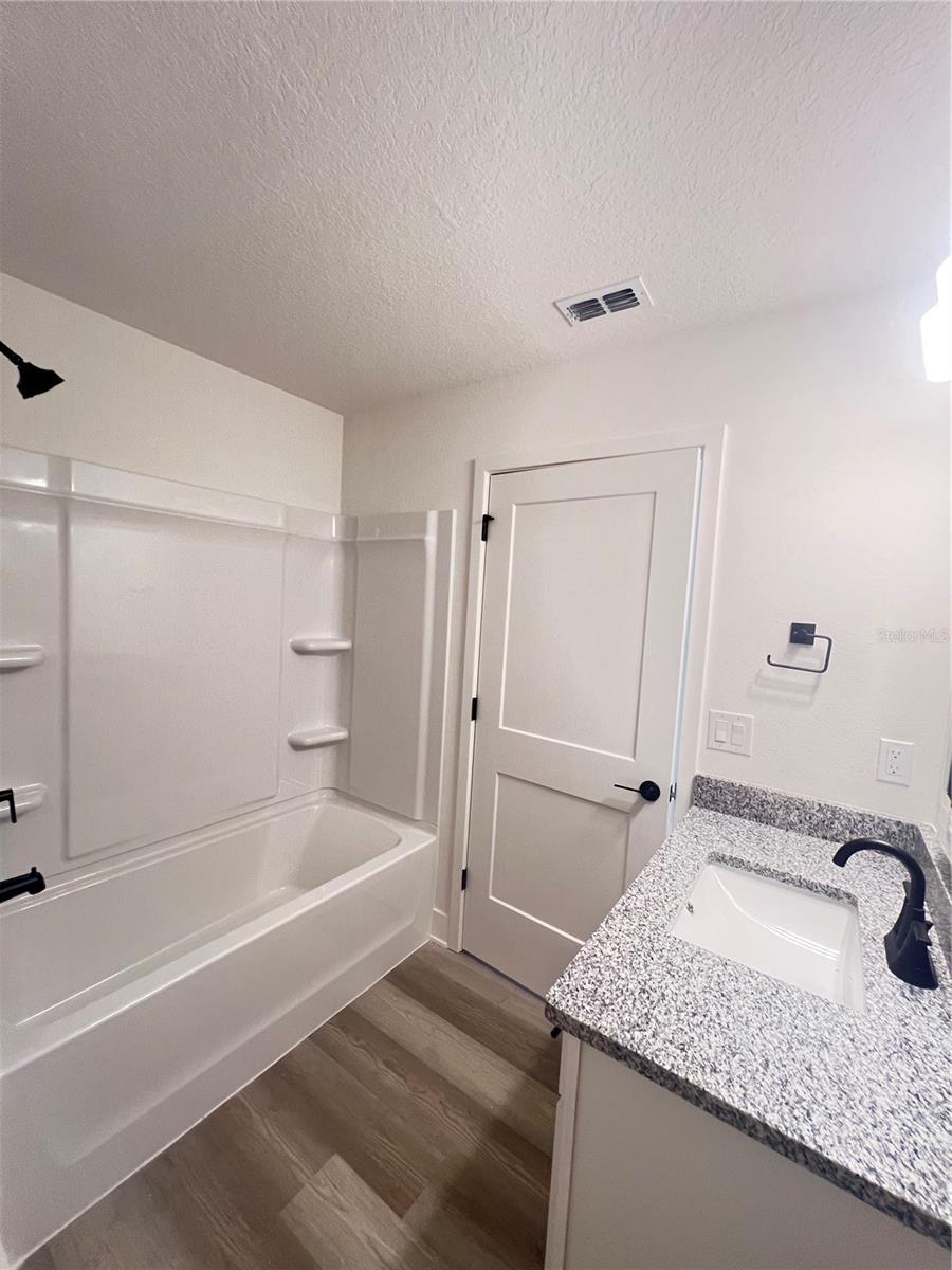 9443 HIGHLAND HILLS DR ST — photo 18
