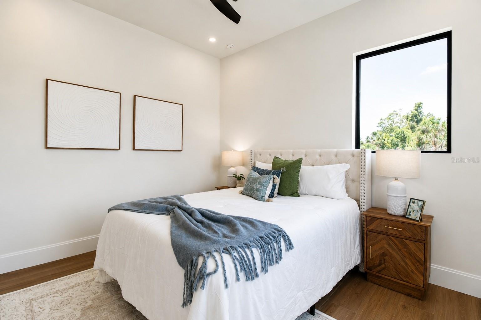 2121 CLEMATIS CT — photo 46