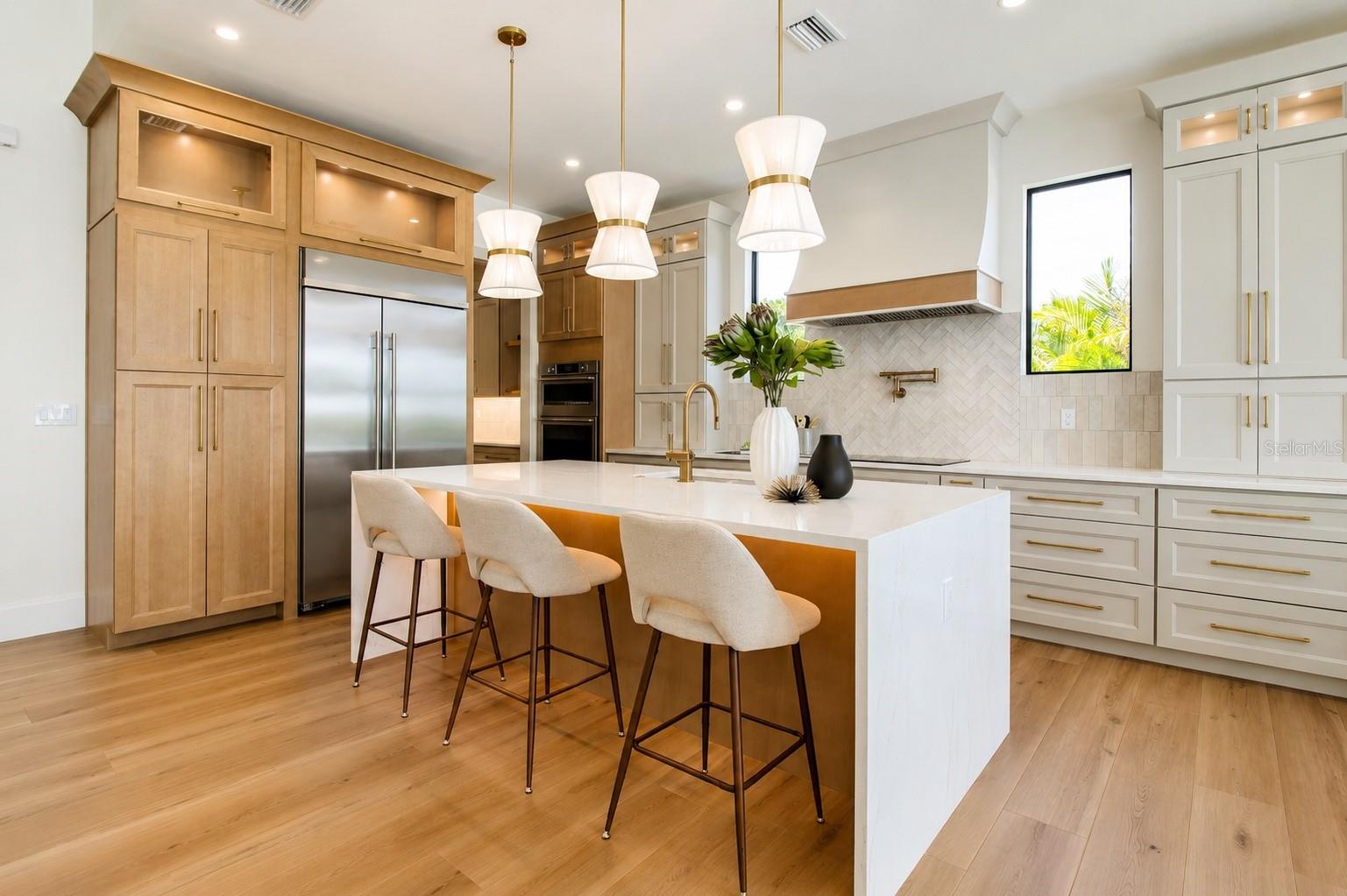 2121 CLEMATIS CT — photo 14