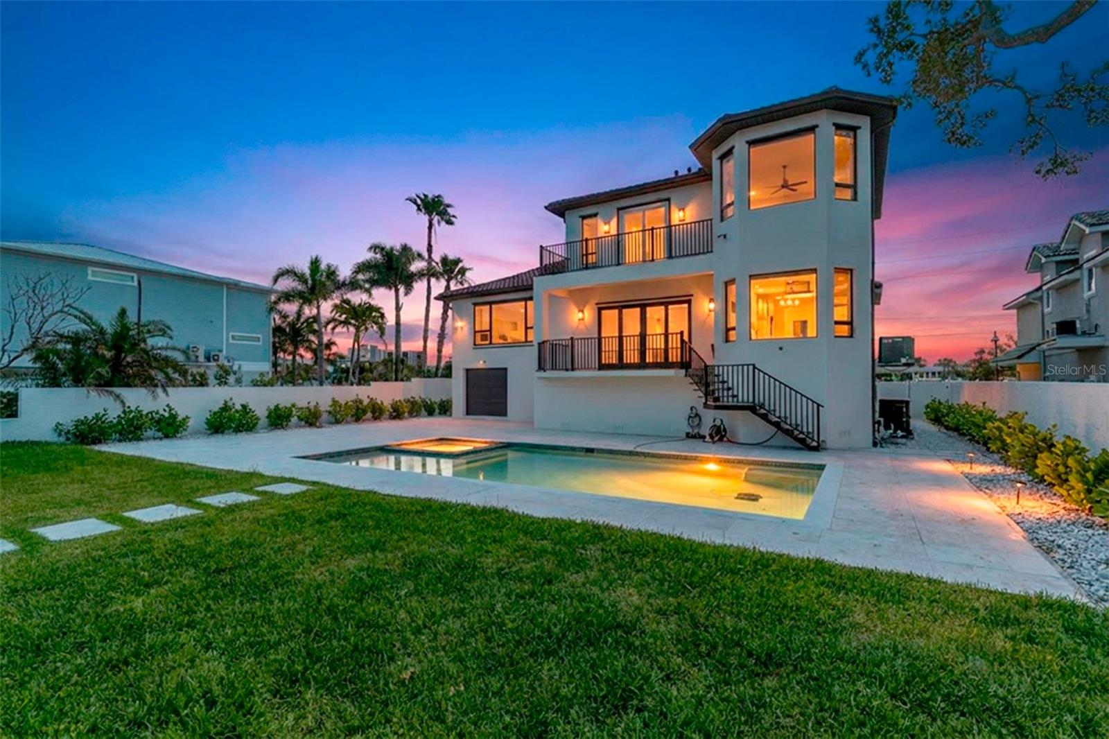 4 PARADISE LN — photo 3