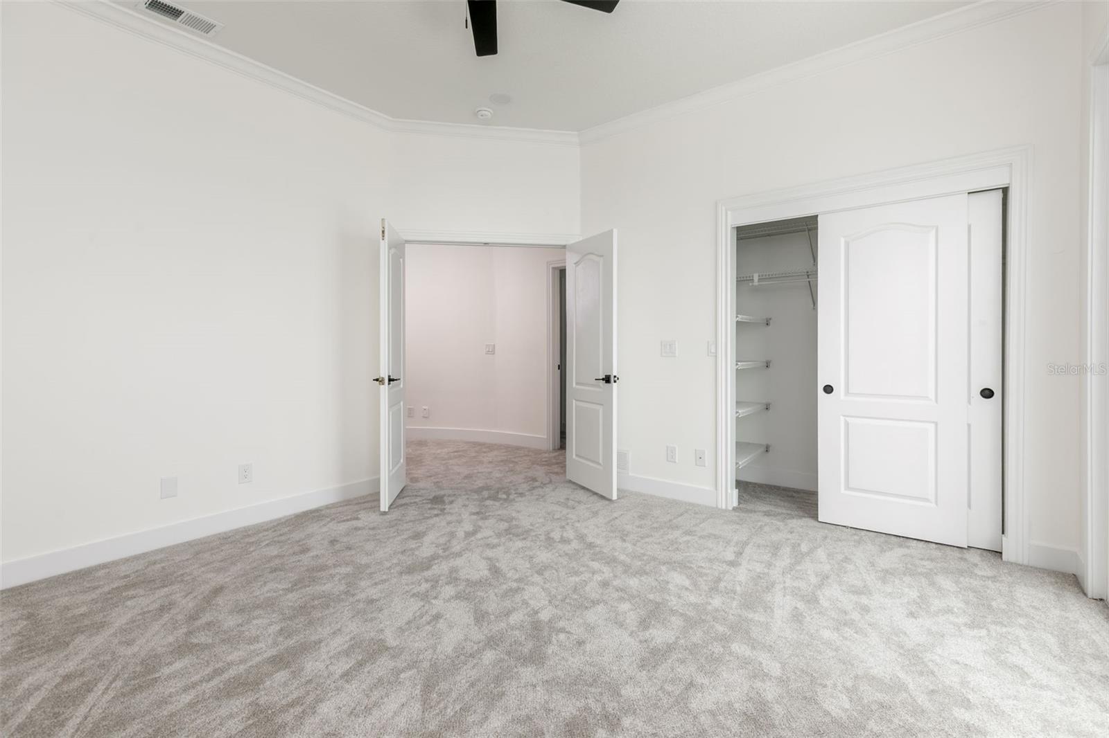 4 PARADISE LN — photo 47