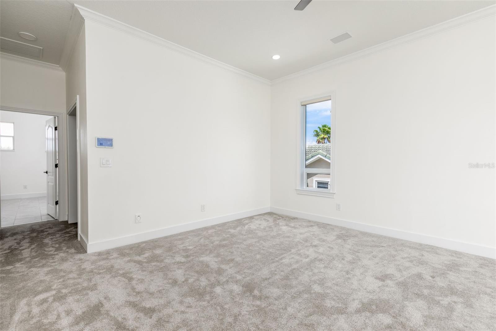 4 PARADISE LN — photo 37