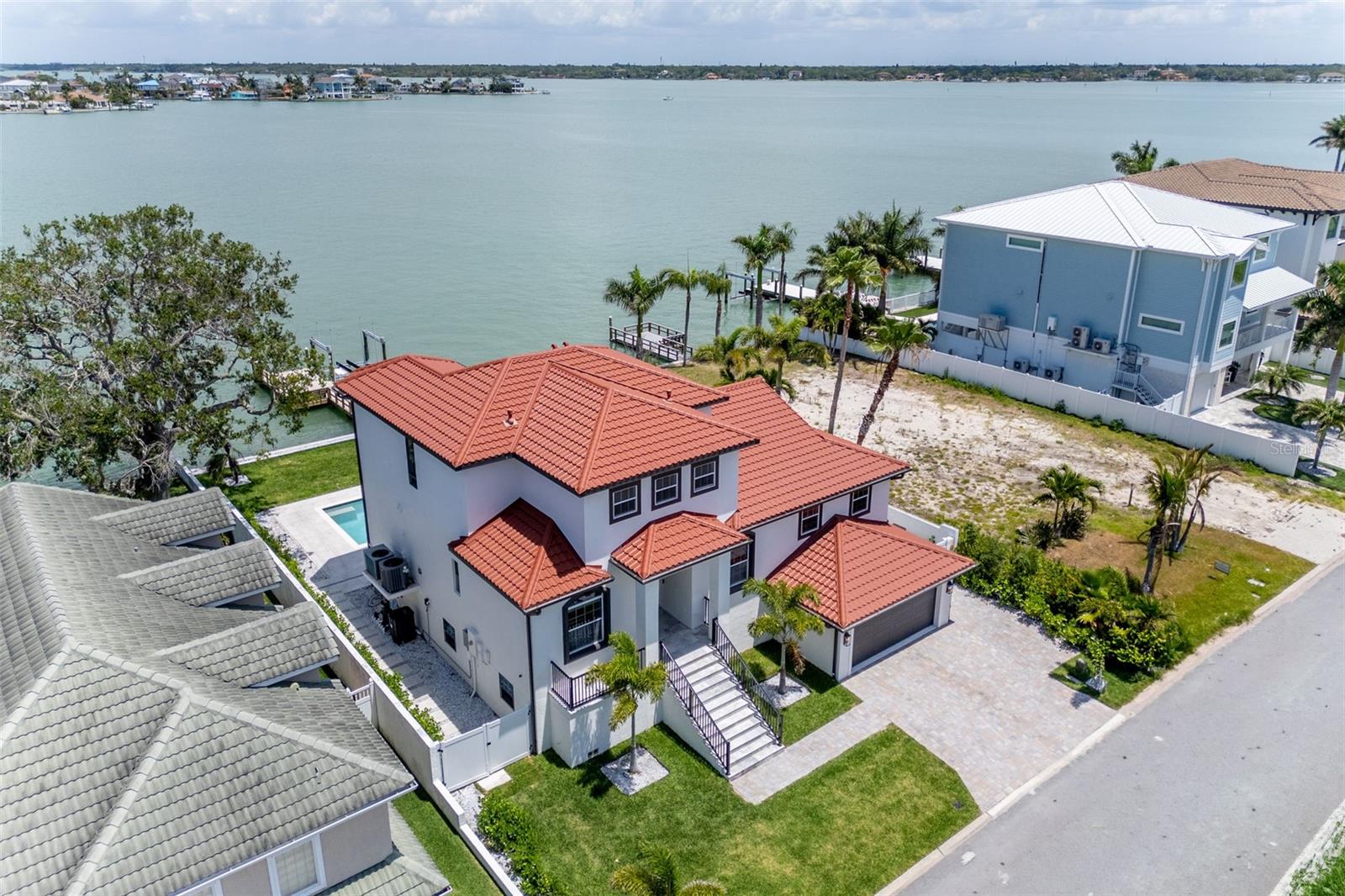 4 PARADISE LN — photo 7