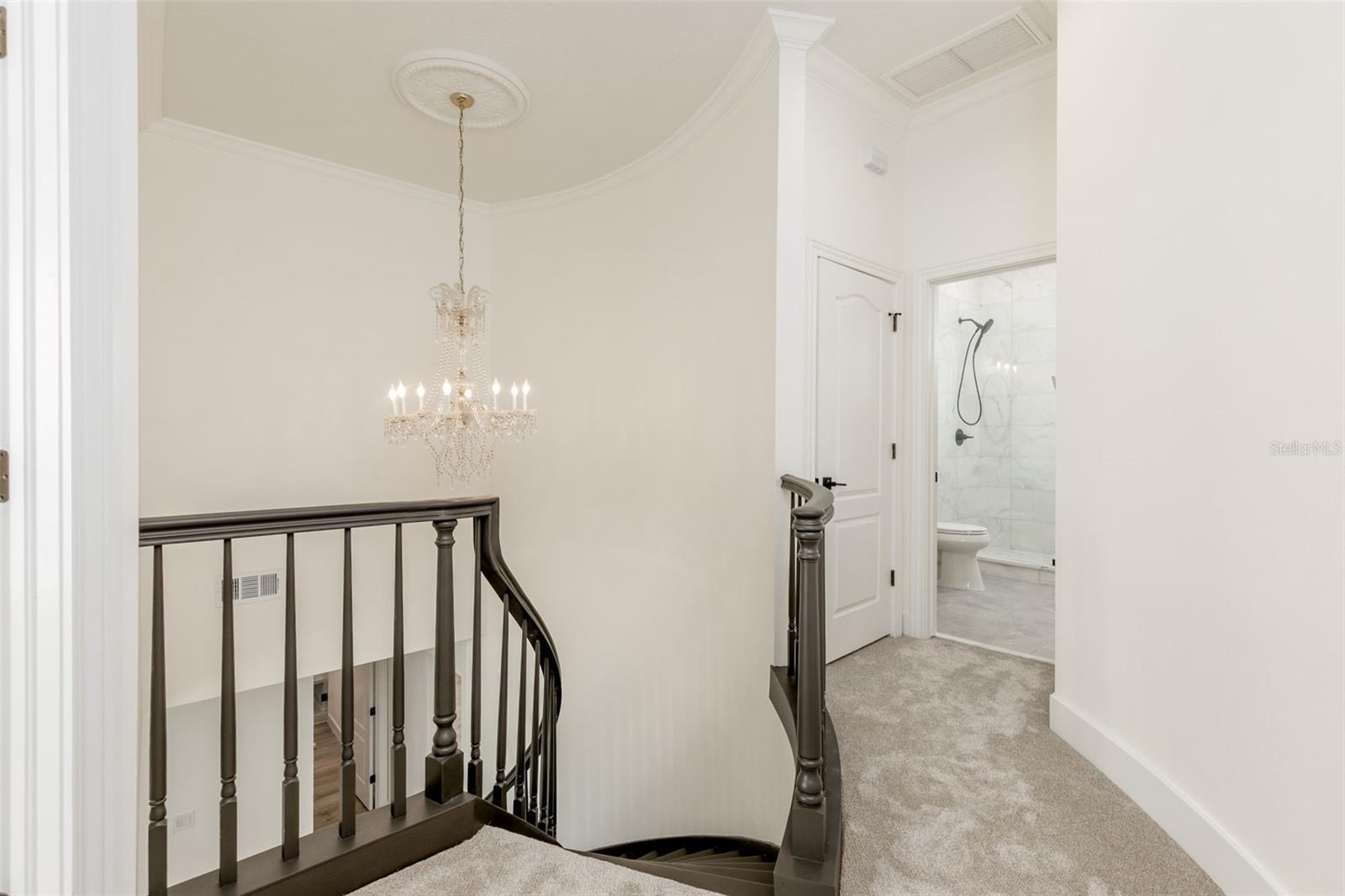 4 PARADISE LN — photo 49