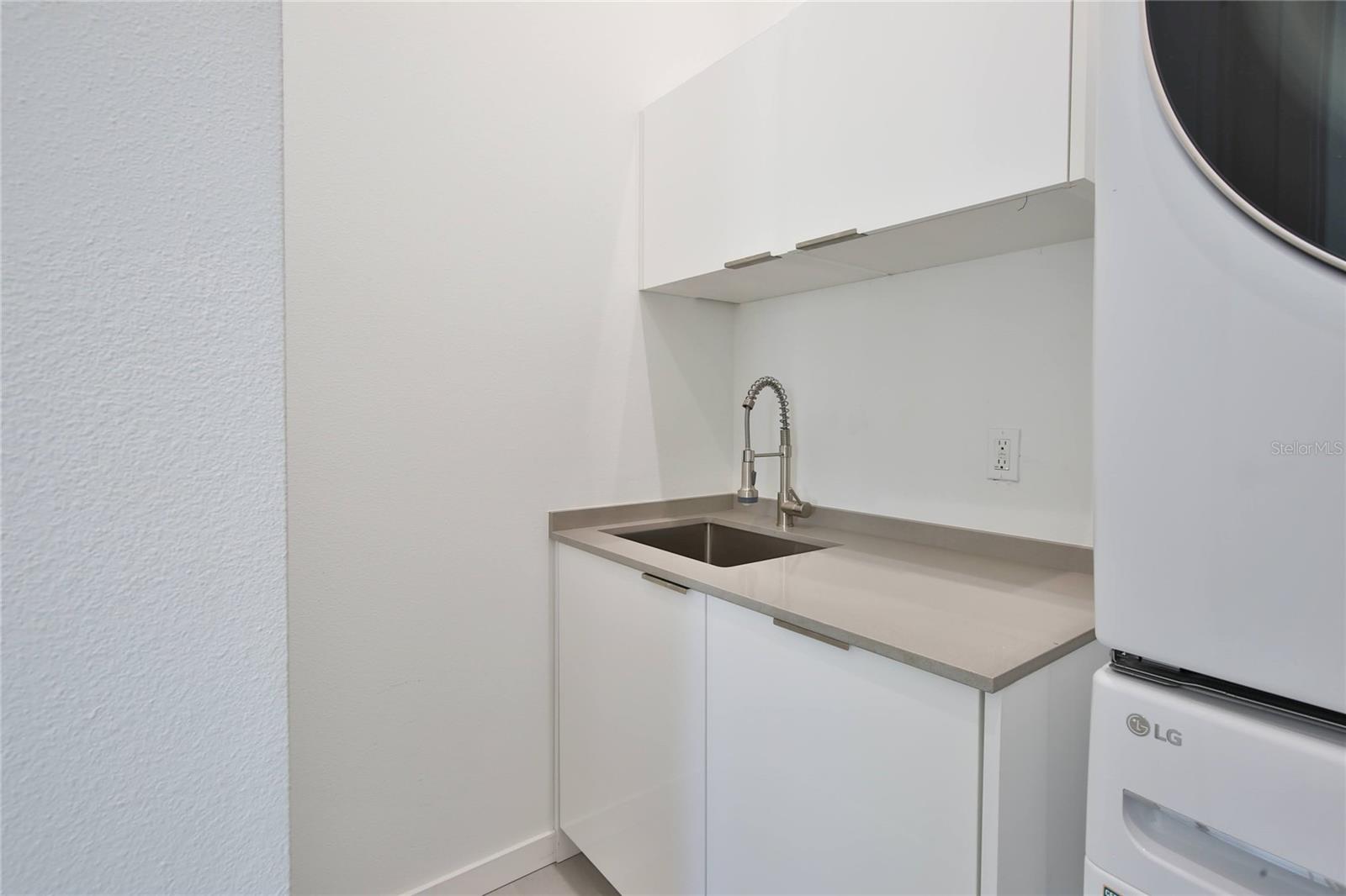 3939 HIGEL AVE — photo 44