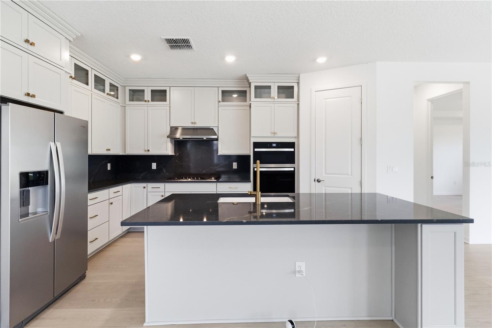 13824 SUNLIGHT MEADOW DR — photo 12
