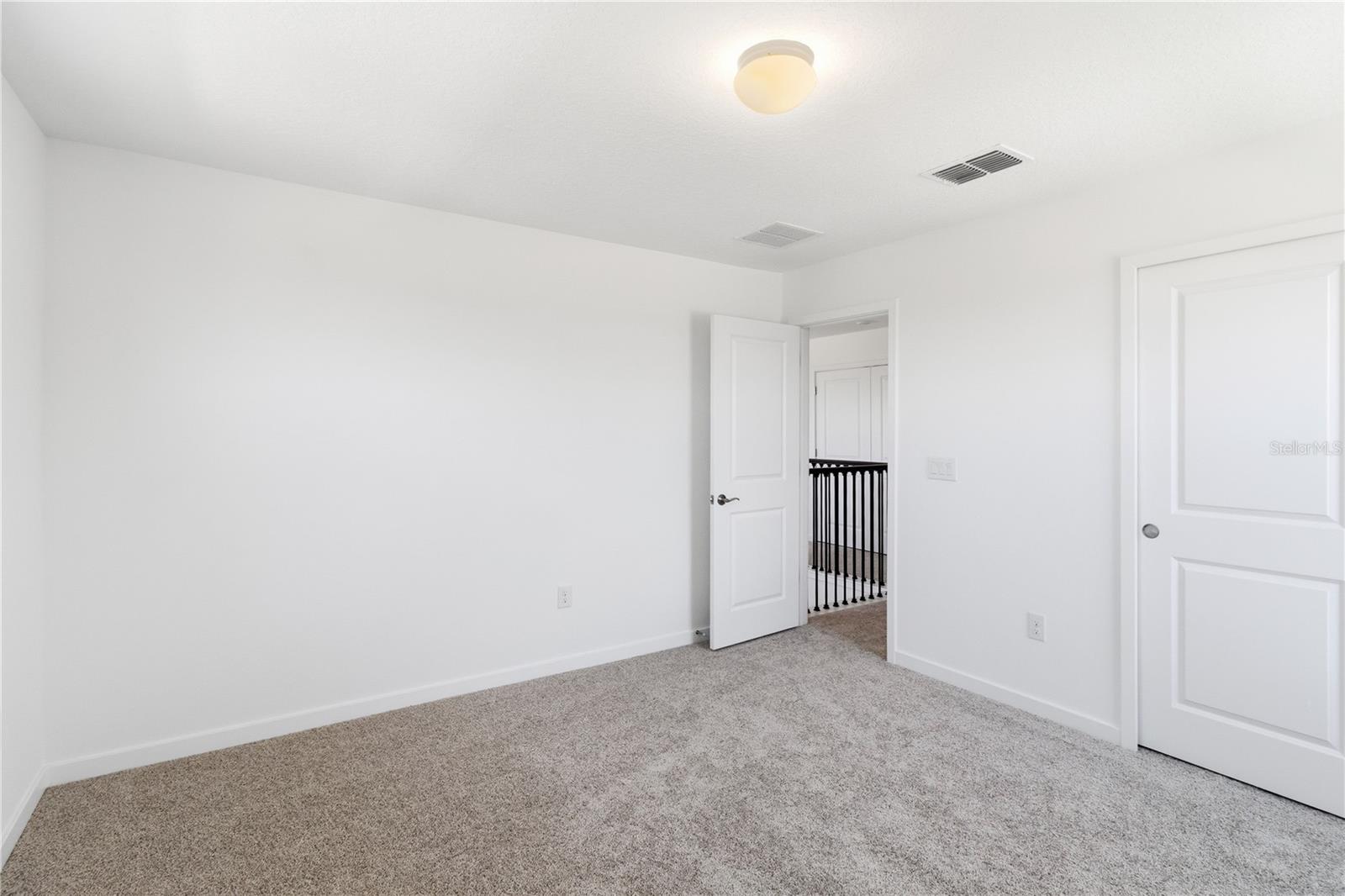 13824 SUNLIGHT MEADOW DR — photo 35