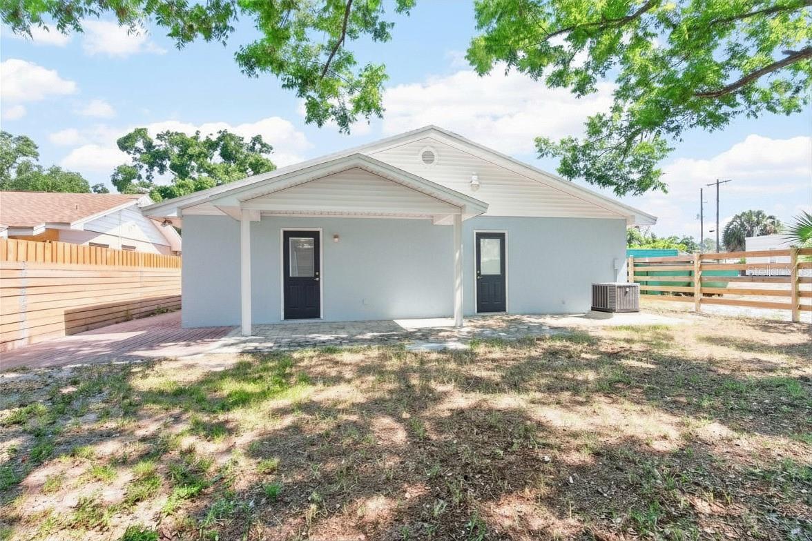 3608 W CARMEN ST — photo 29