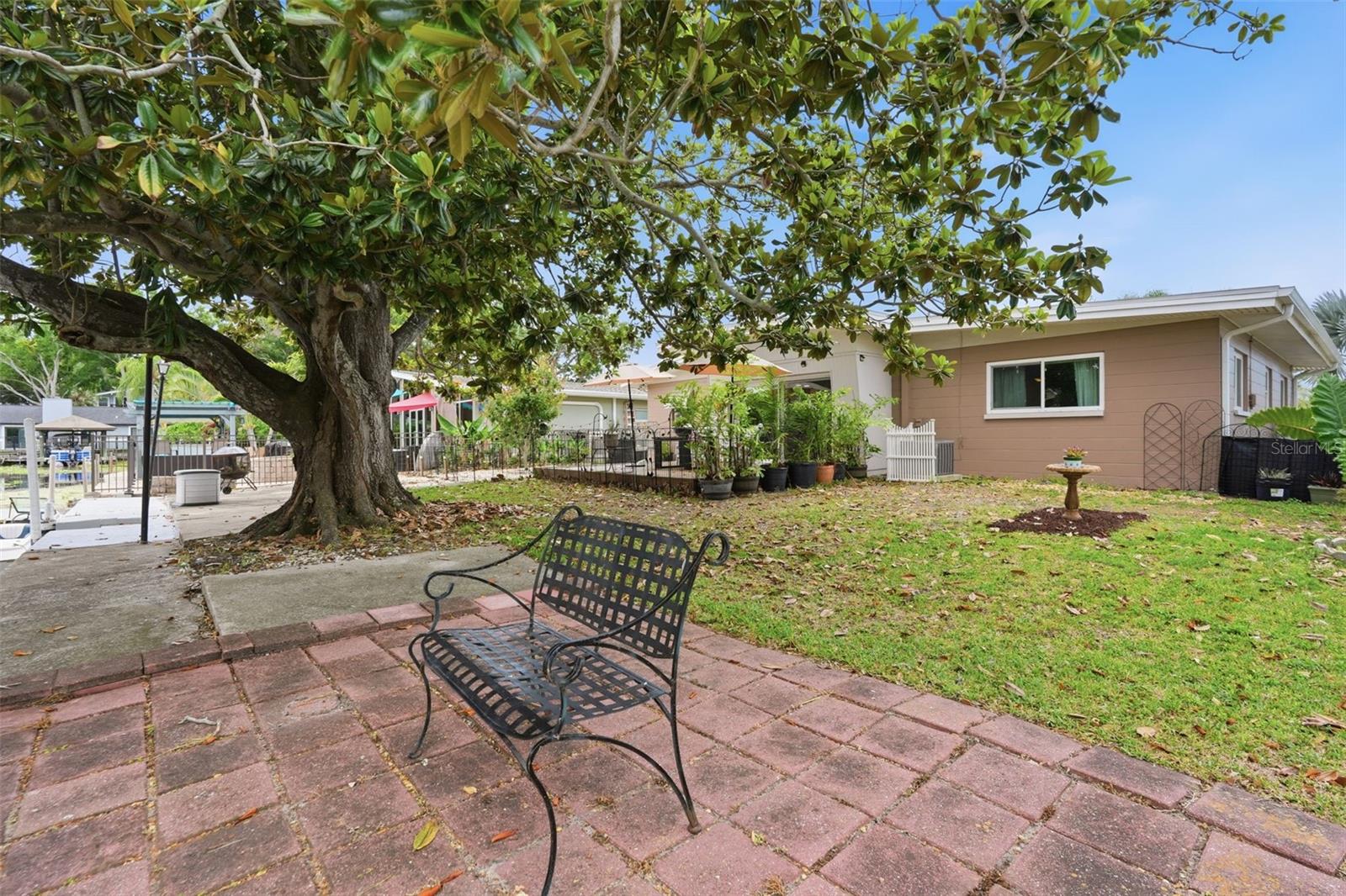 179 E CANAL DR — photo 28