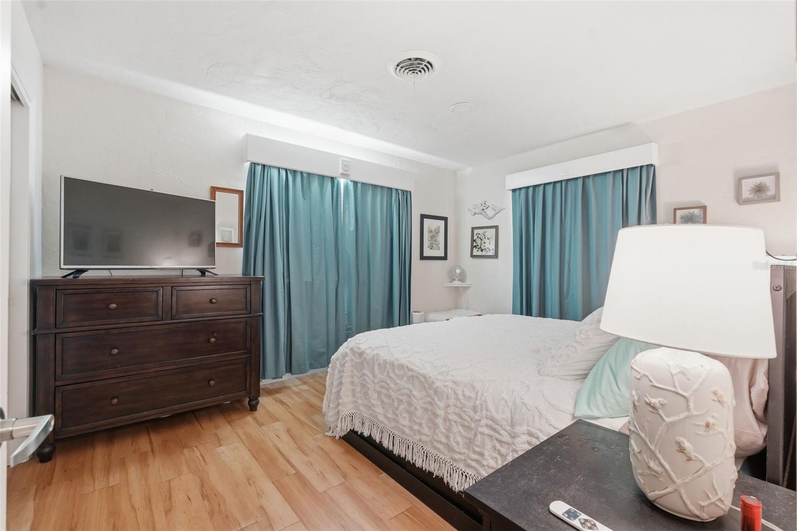 179 E CANAL DR — photo 19