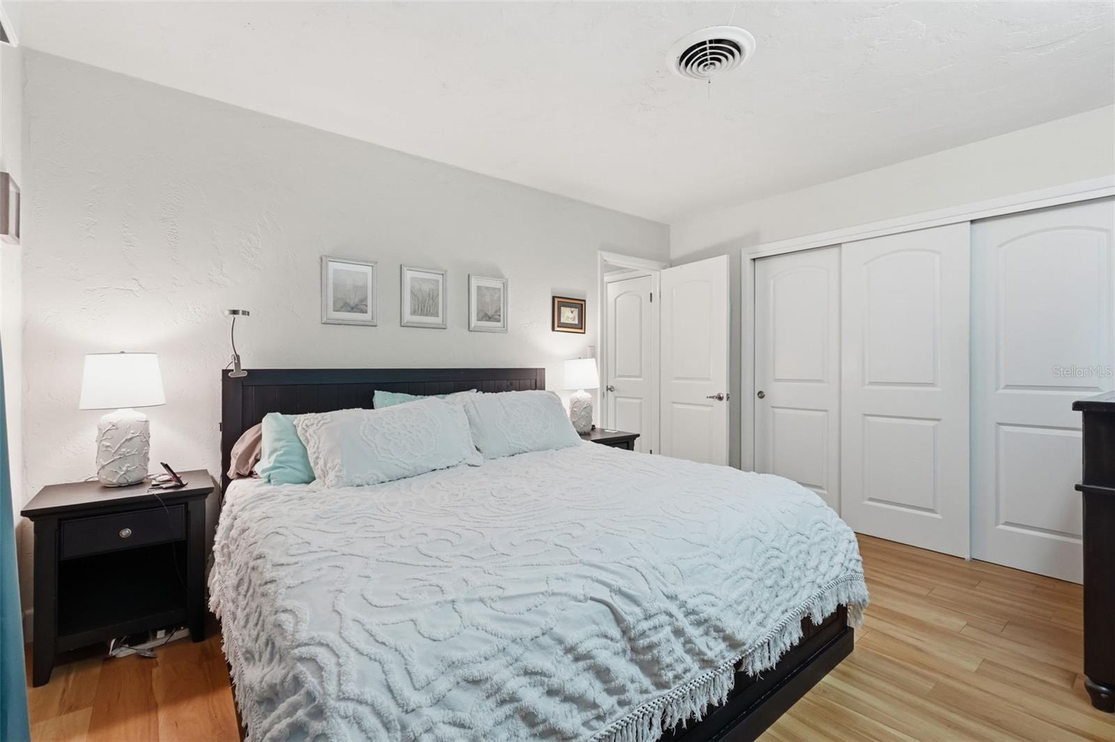 179 E CANAL DR — photo 20