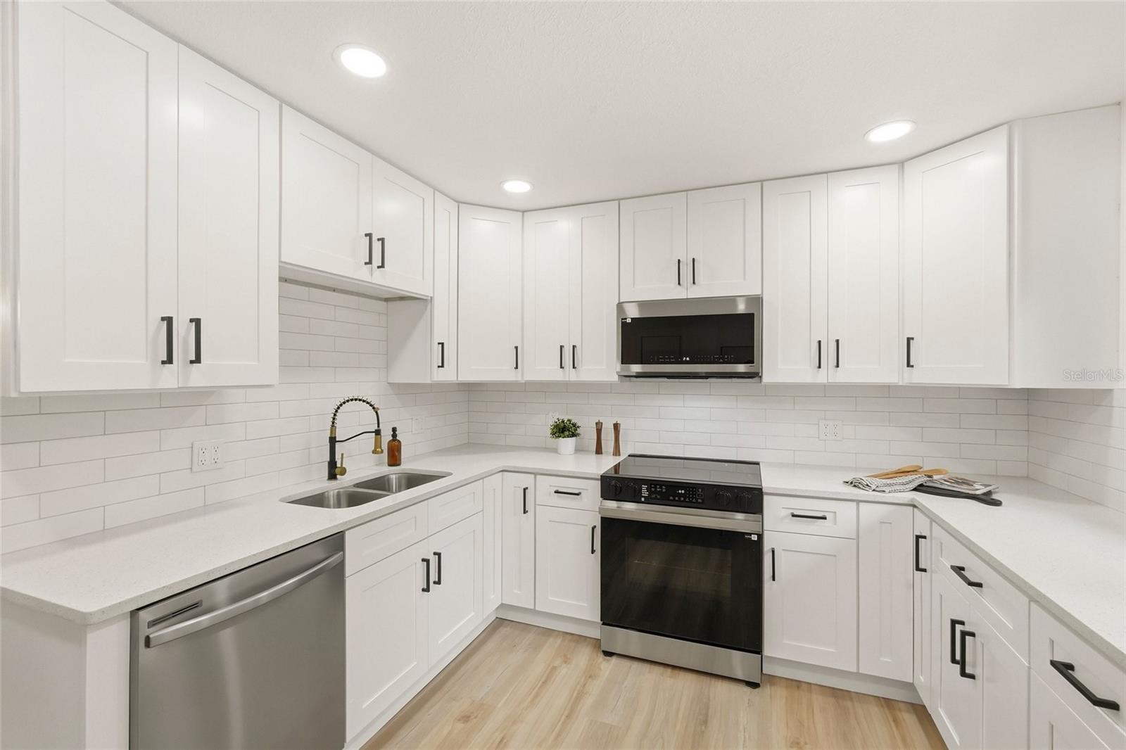 17002 PAULA LN — photo 12