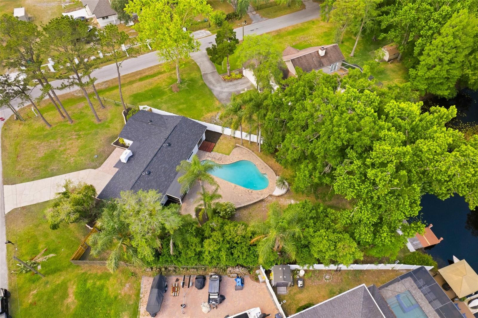 17002 PAULA LN — photo 43