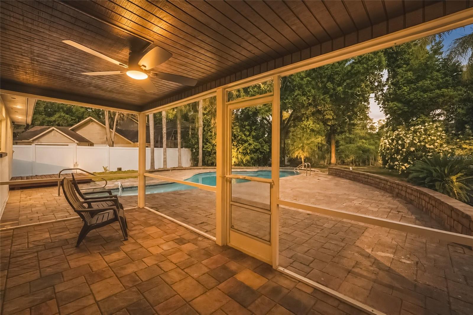 17002 PAULA LN — photo 4