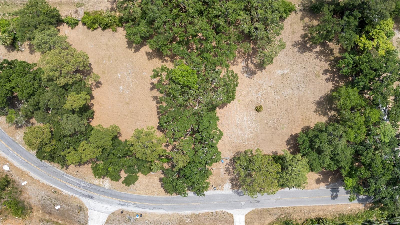 5015 GARDEN LN — photo 11