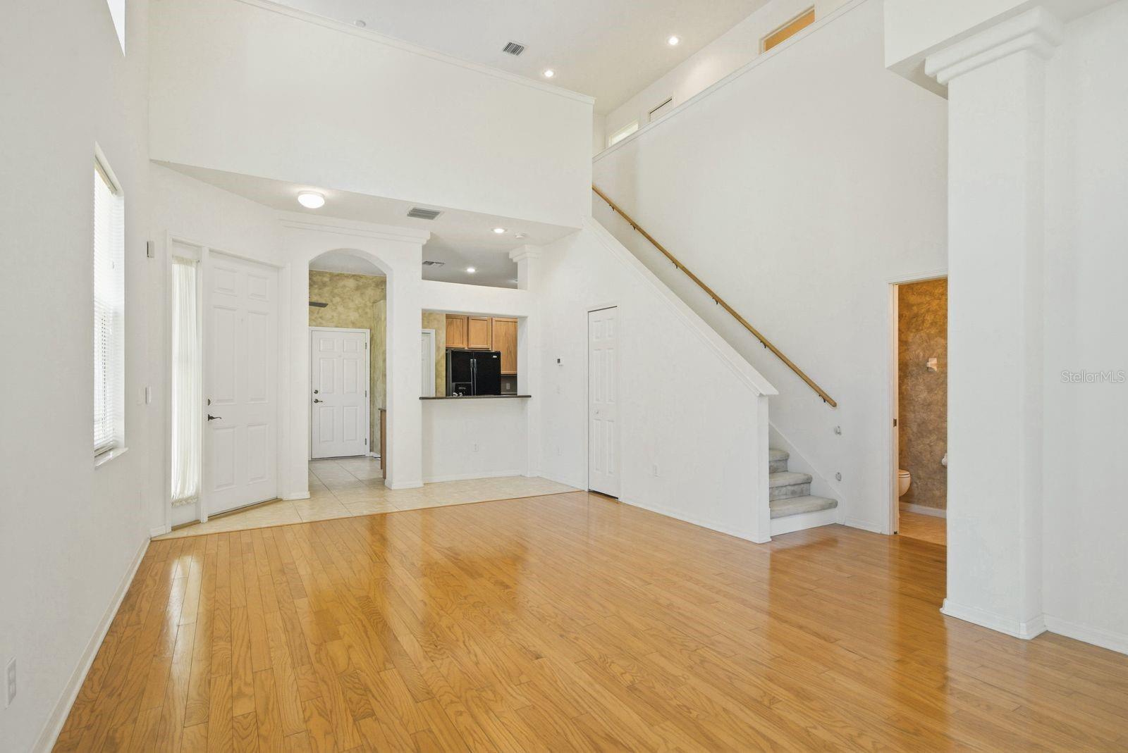 1405 RIDGE TER — photo 6