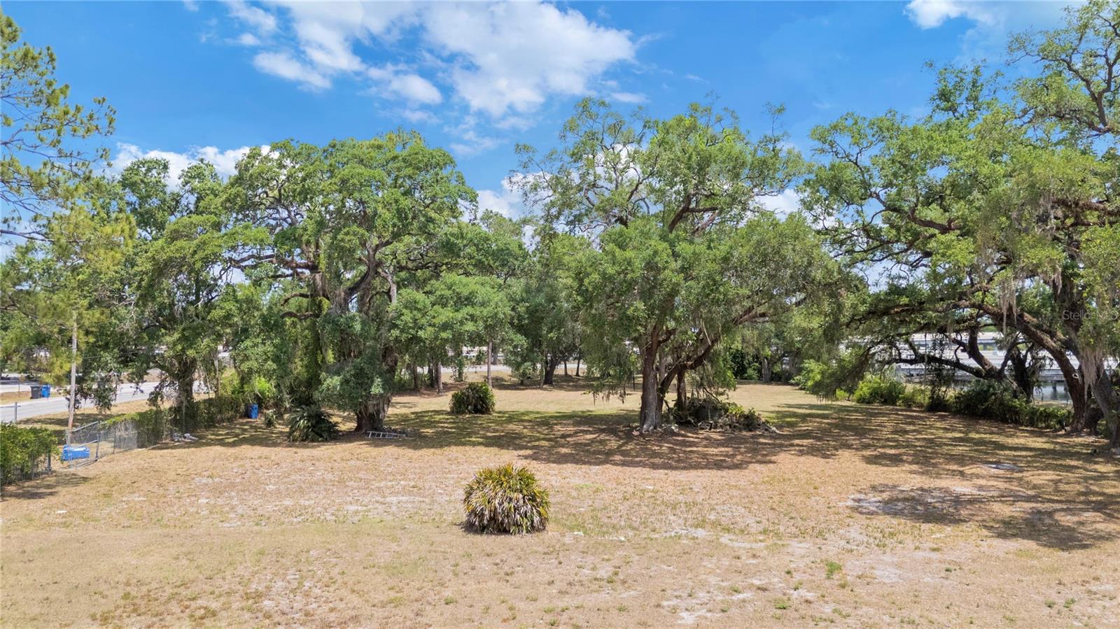 5013 GARDEN LN — photo 20