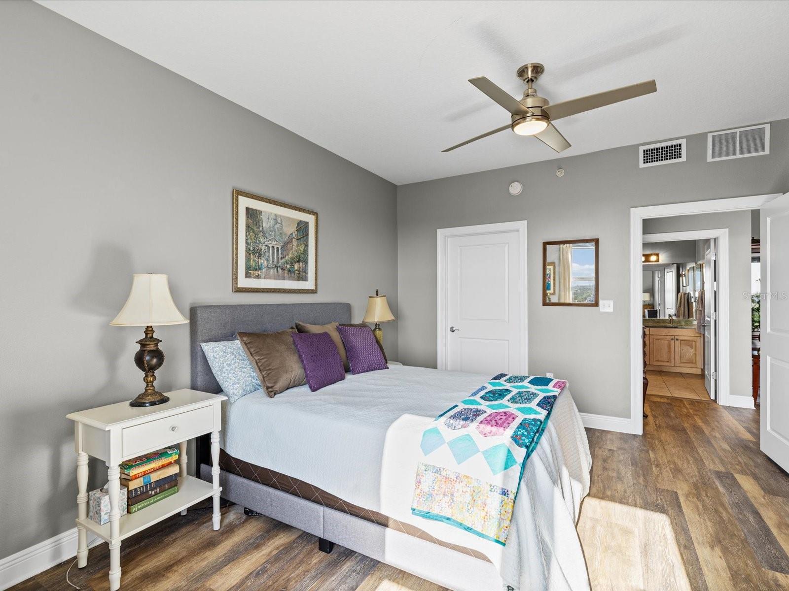 628 CLEVELAND ST #1011 — photo 24
