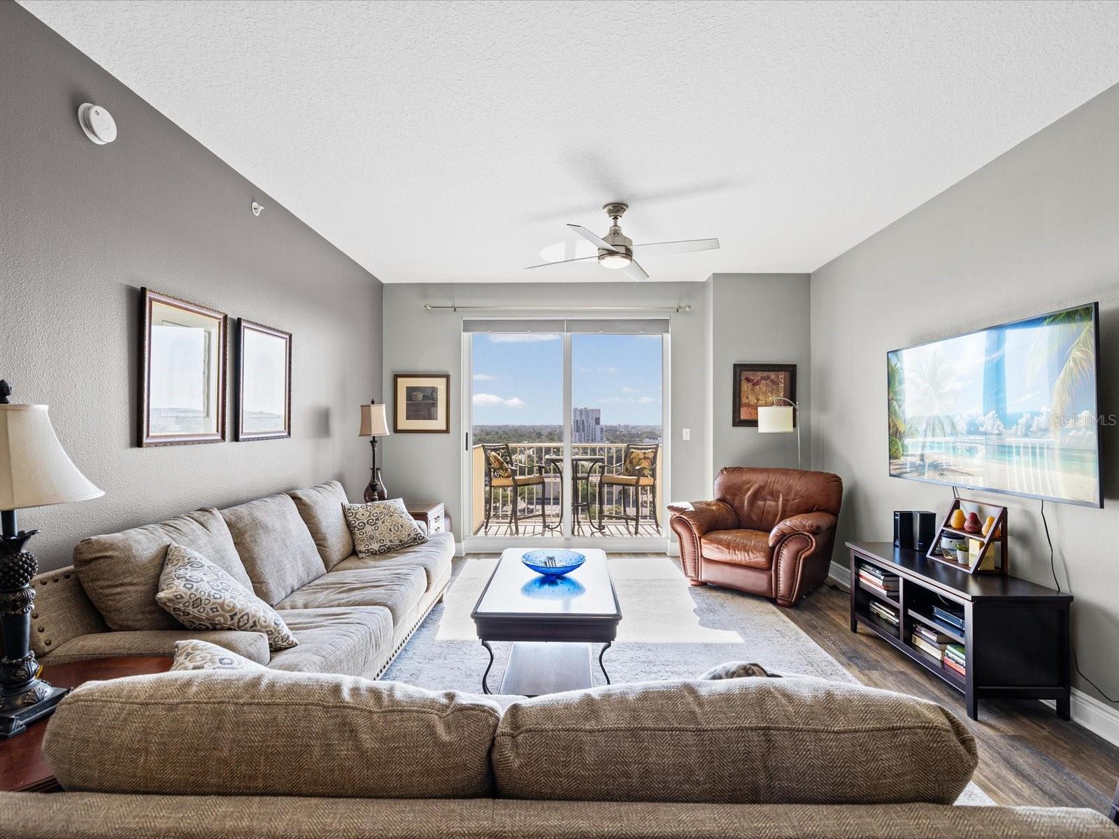 628 CLEVELAND ST #1011 — photo 11