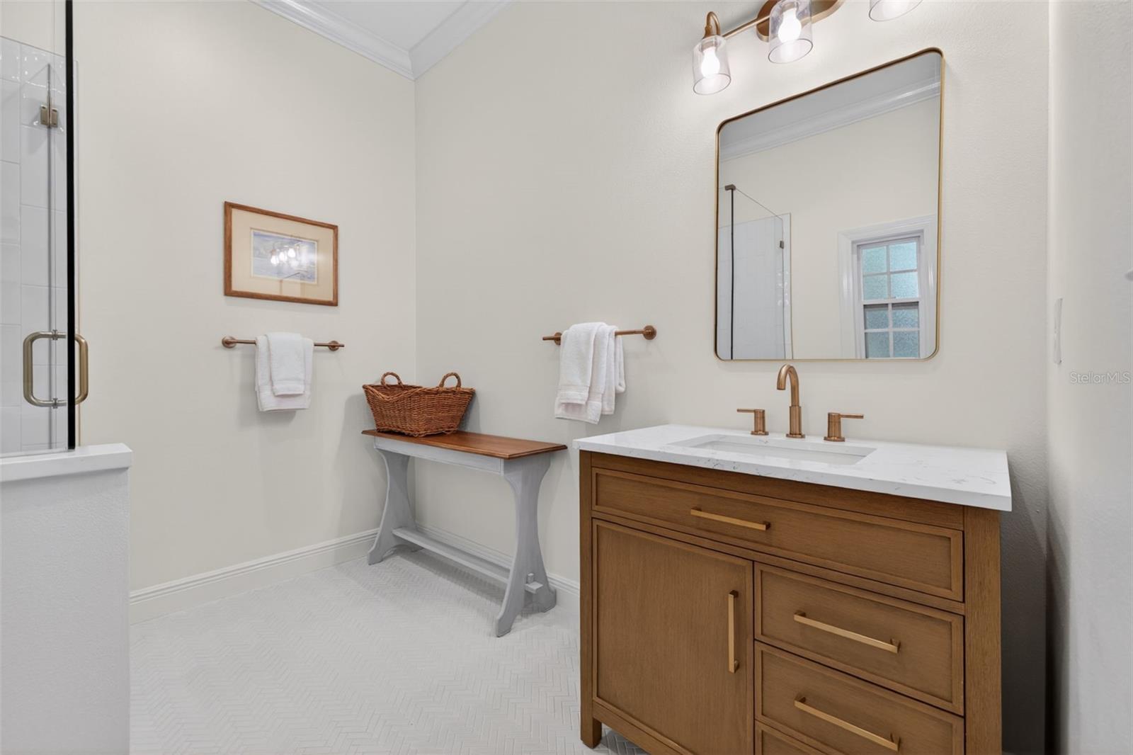 445 PARK AVE — photo 22
