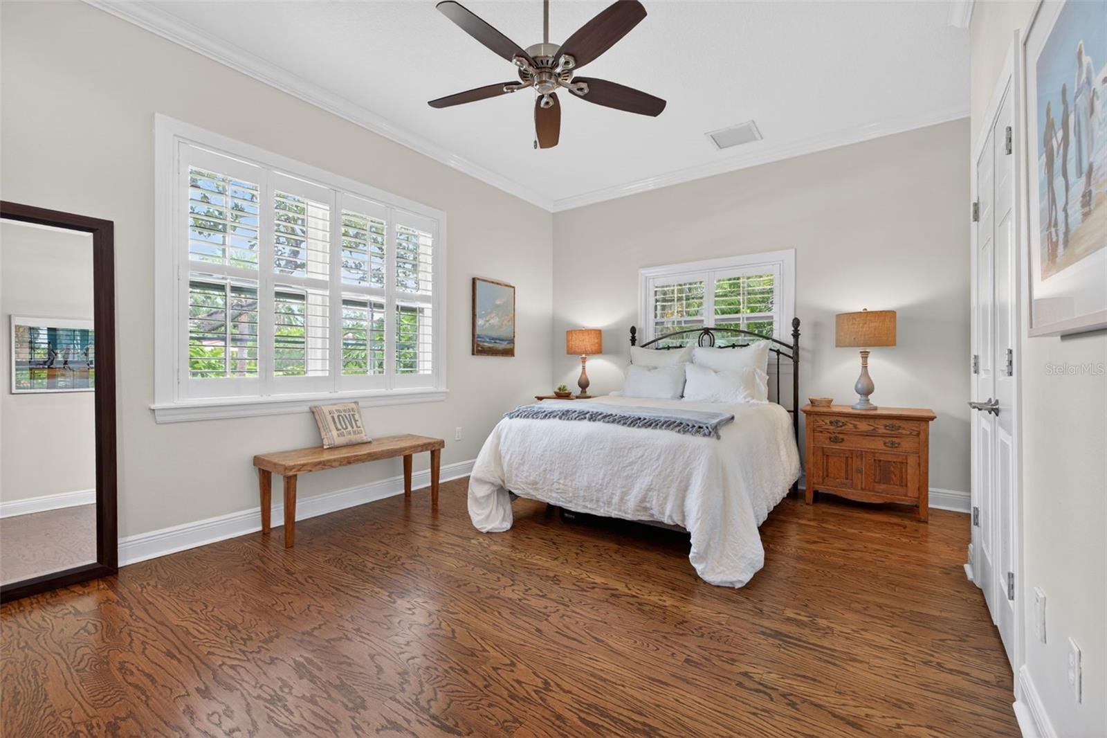 445 PARK AVE — photo 21